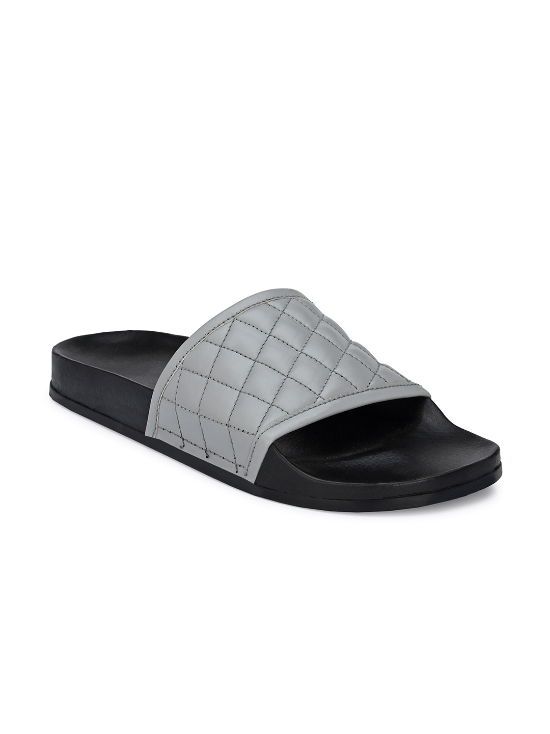 

KLEAT Men Grey & Black Sliders