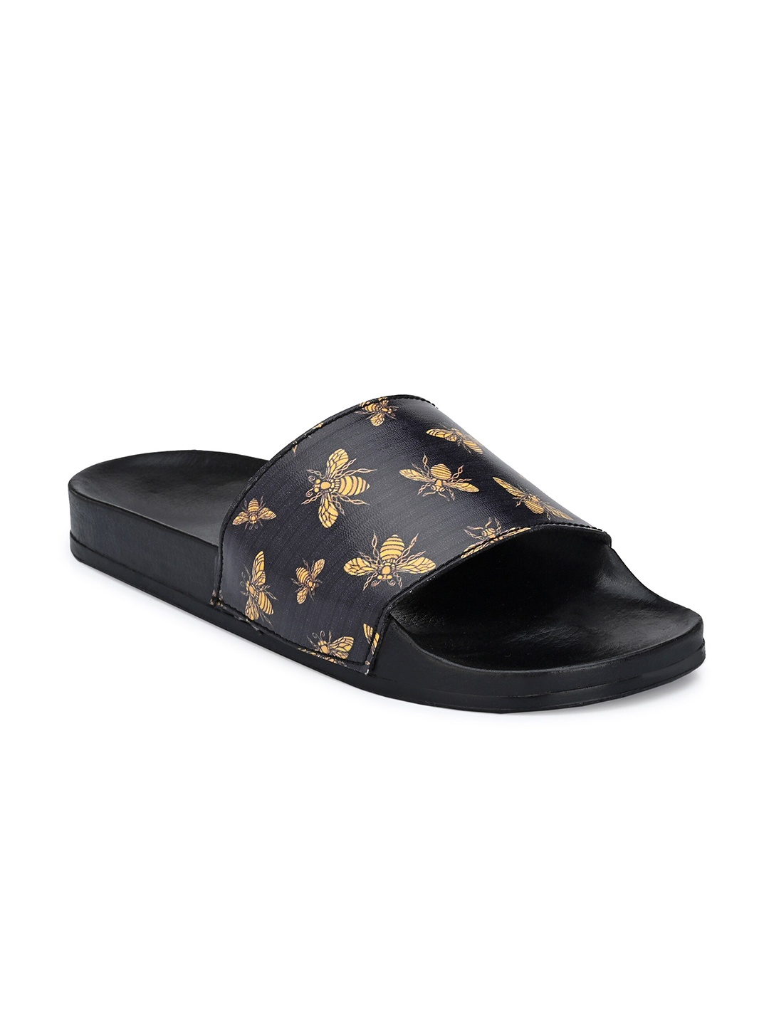 

KLEAT Men Black & Yellow Printed Sliders