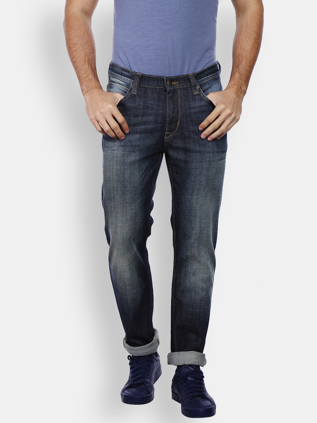 

Lee Men Blue Regular Fit Mid Rise Clean Look Jeans
