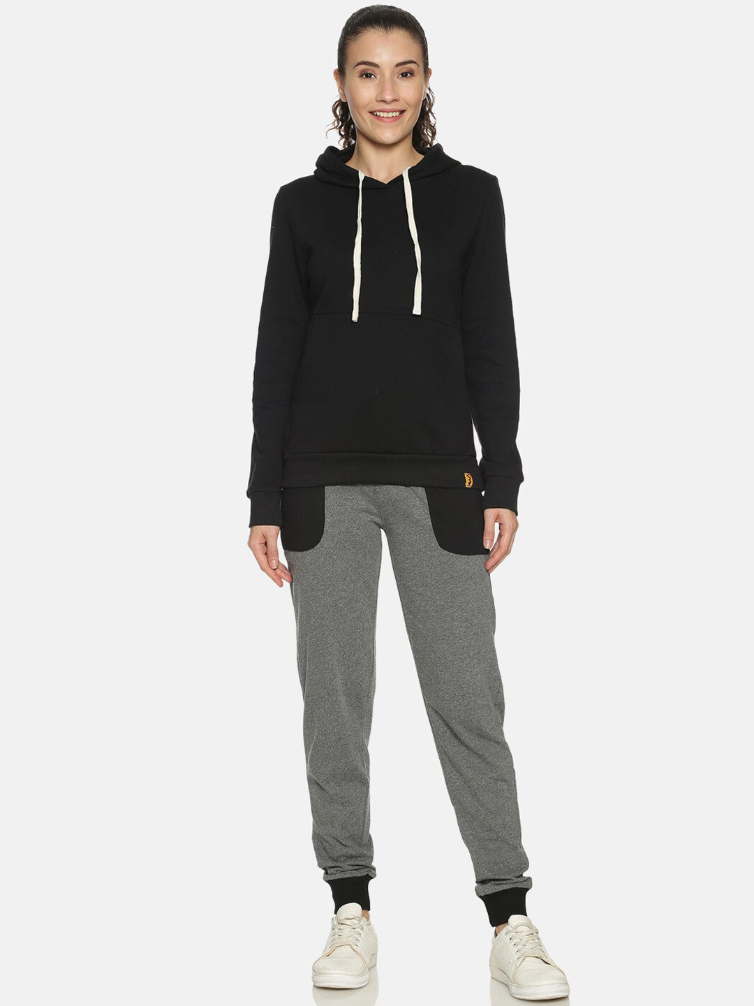 

Campus Sutra Women Grey & Black Tracksuit