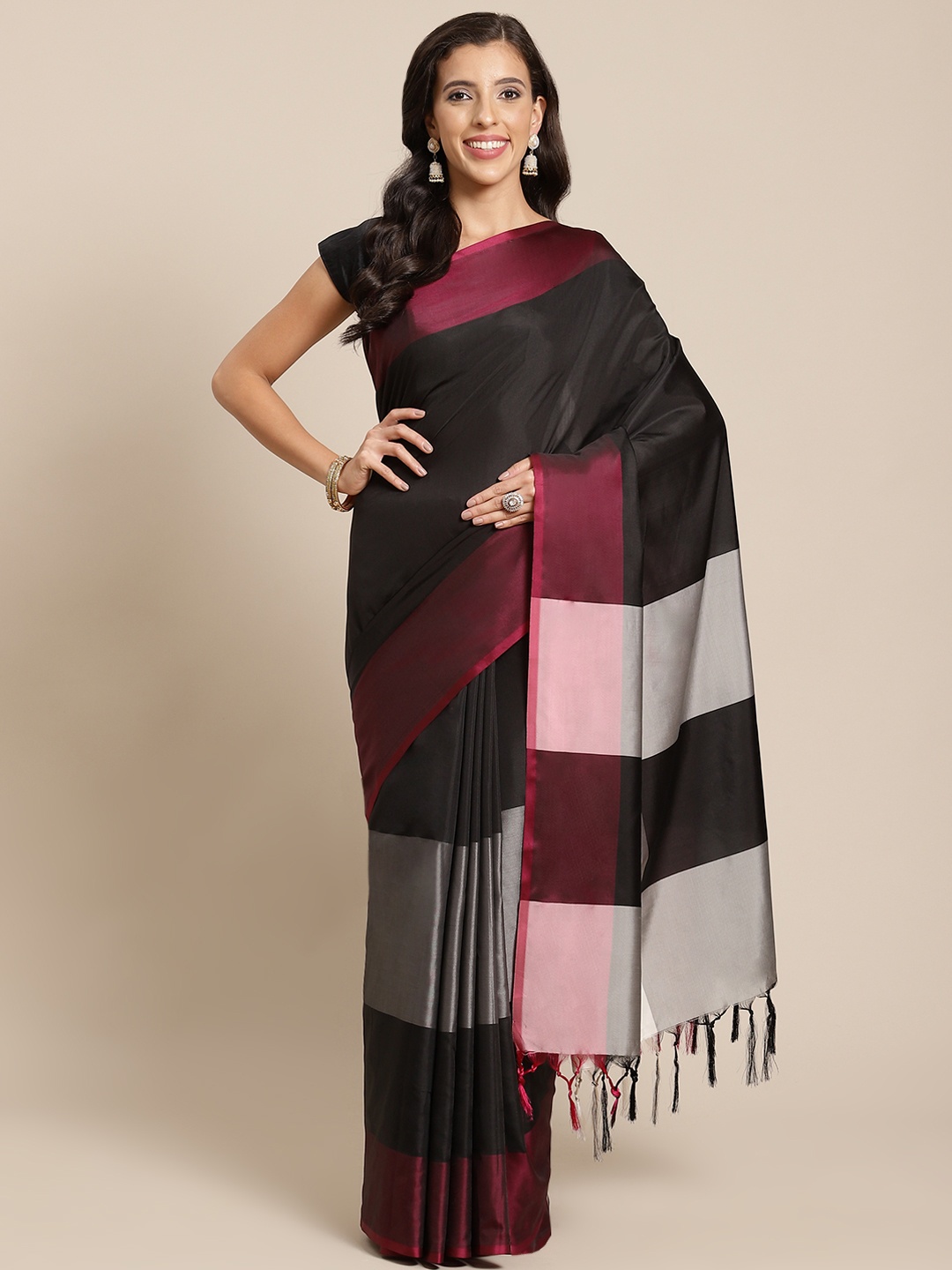 

OM SAI LATEST CREATION Black & Grey Colourblocked Art Silk Saree