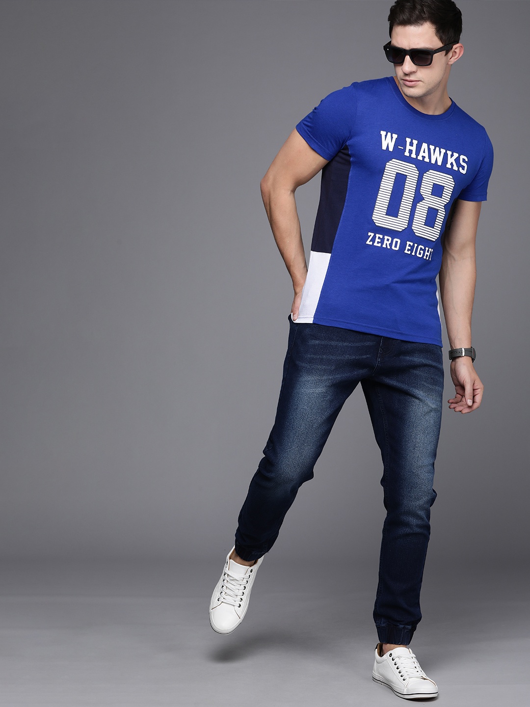 

WROGN Men Blue Varsity Printed Slim Fit T-shirt