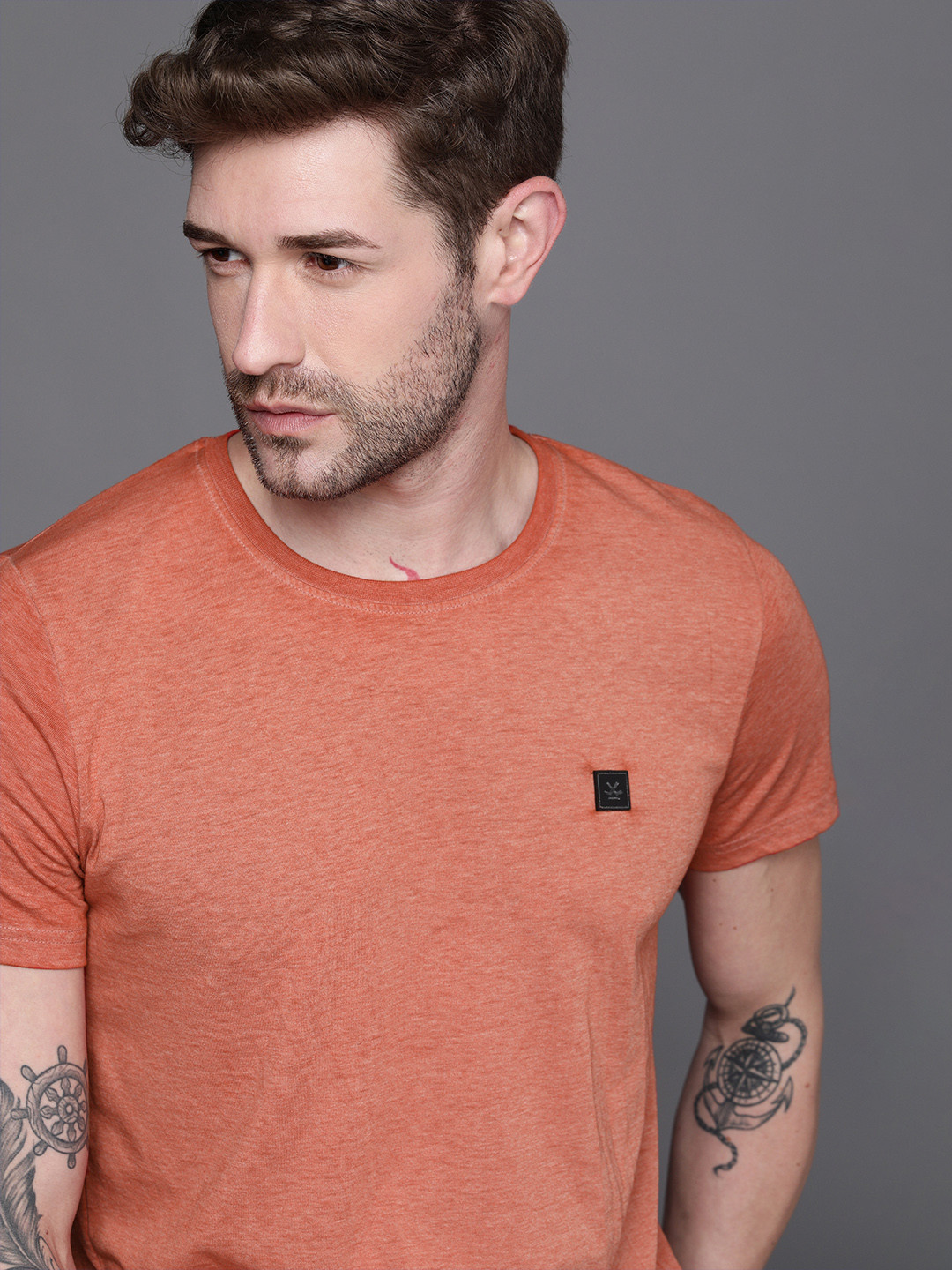 

WROGN Men Peach-Coloured Slim Fit Pure Cotton T-shirt
