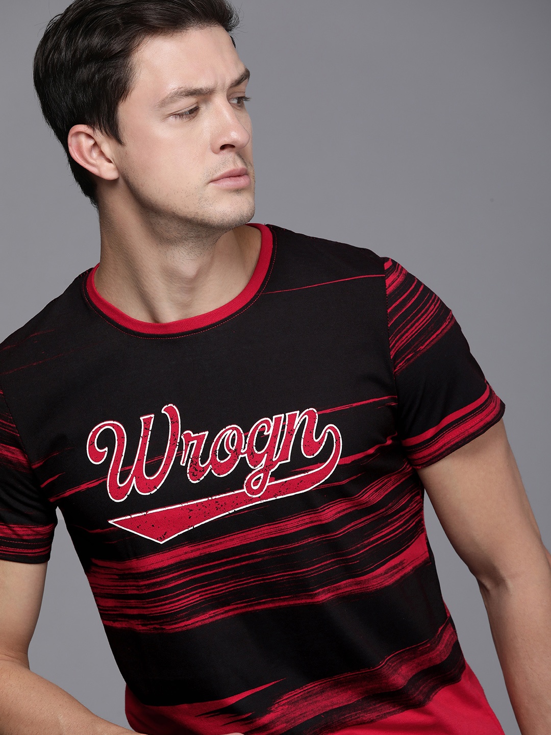 

WROGN Men Black Brand Logo Printed Slim Fit T-shirt