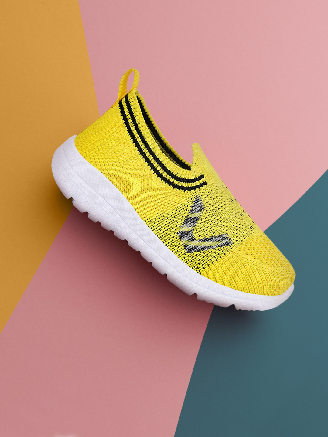 

Campus Unisex Kids Yellow Mesh Running Marking Shoes