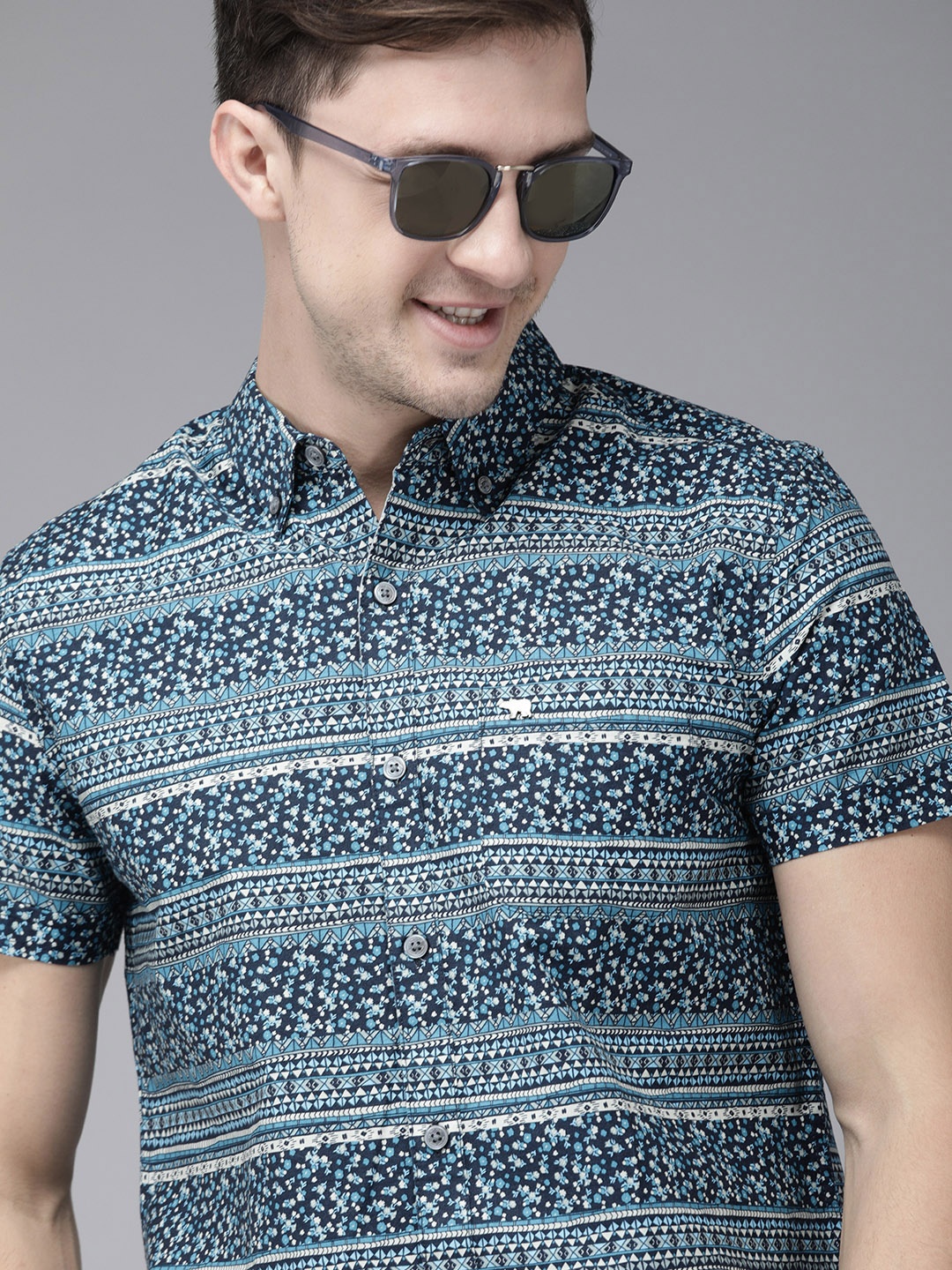 

THE BEAR HOUSE Men Blue & Cream-Coloured Floral Printed Slim Fit Casual Shirt