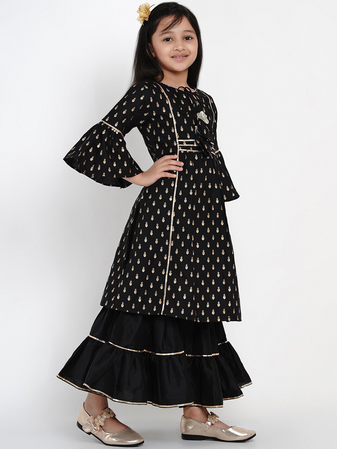 

Bitiya by Bhama Girls Black Printed Kurta with Skirt