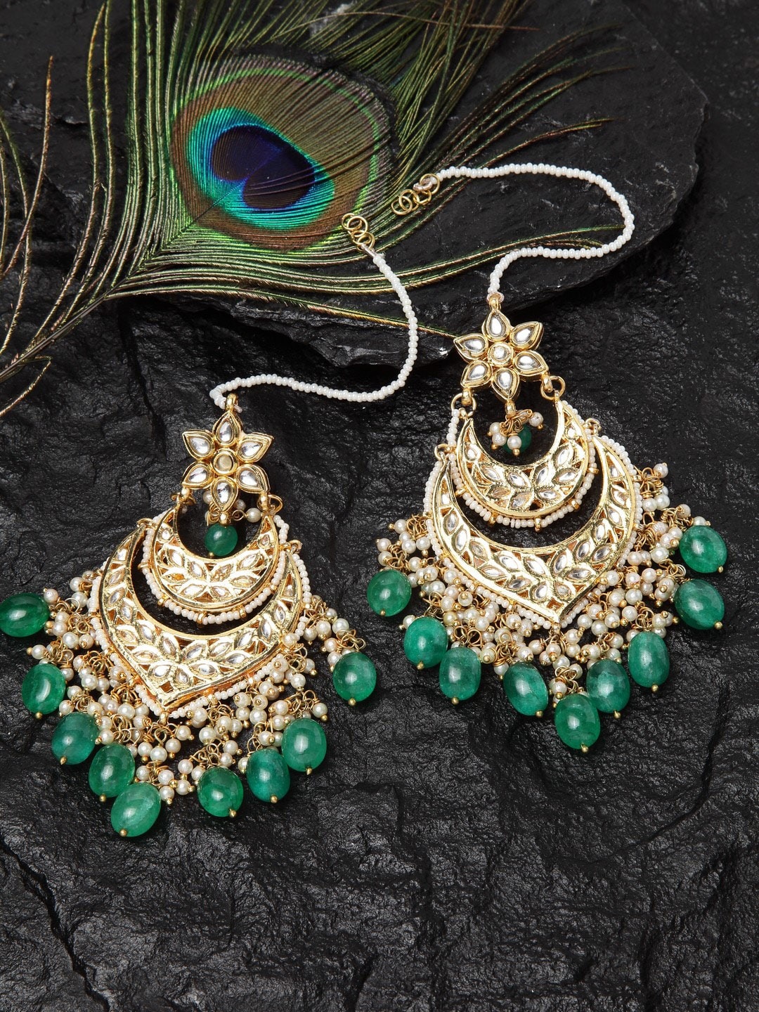 

DUGRISTYLE Gold-Toned & Green Contemporary Chandbalis Earrings