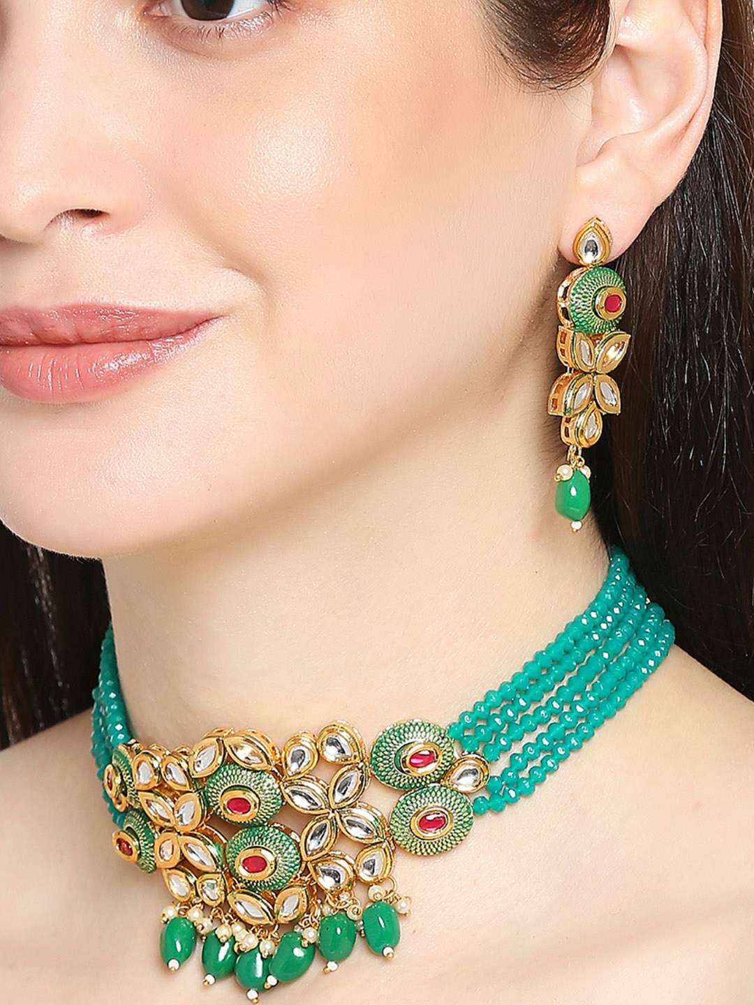 

OOMPH Gold-Toned White Kundan-Studded & Green Beaded Meenakari Jewellery Set