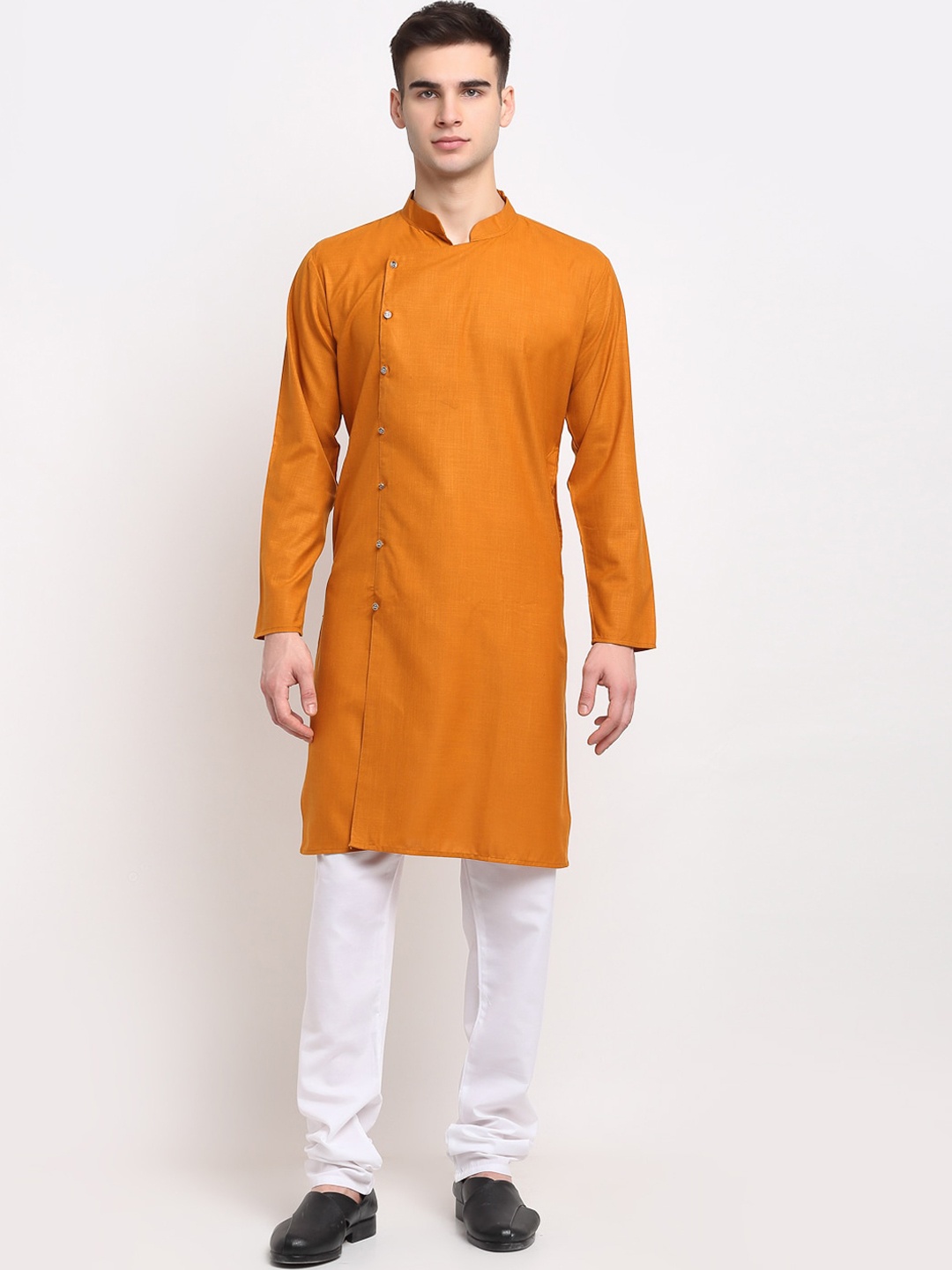

Jompers Men Mustard Yellow Straight Kurta