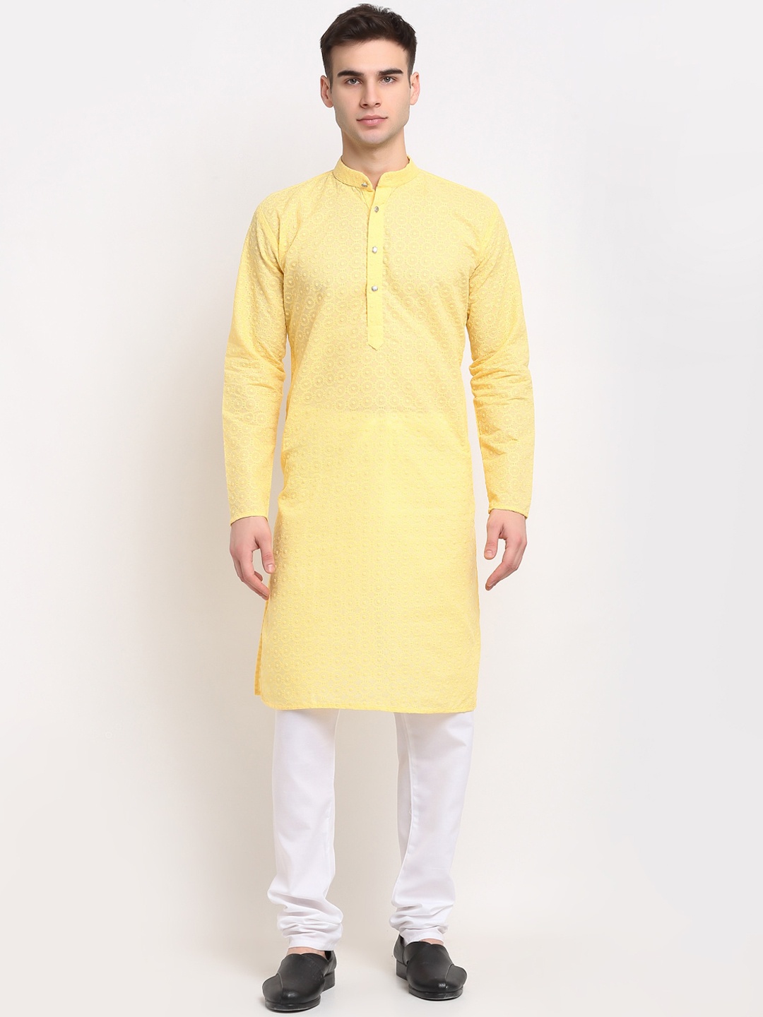 

Jompers Men Yellow Pure Cotton Self Embroidered Straight Kurta