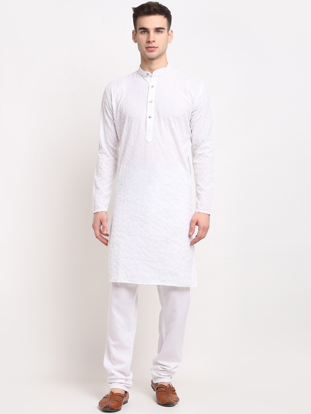 

Jompers Men White Floral Embroidered Chikankari White Romance Pure Cotton Kurta