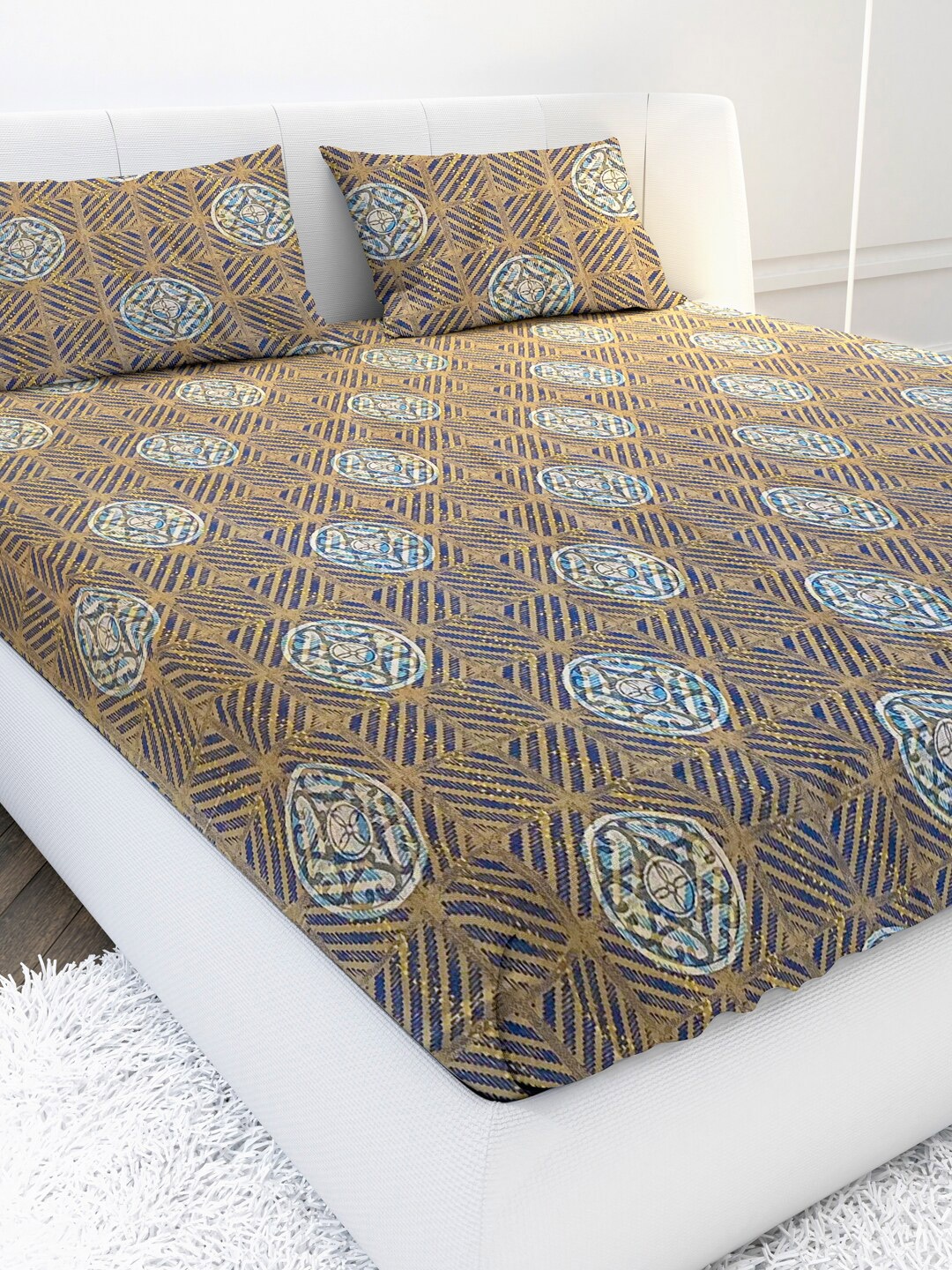 

MAYFAIR HOMES LONDON Beige & Blue Geometric 210 TC King Bedsheet with 2 Pillow Covers