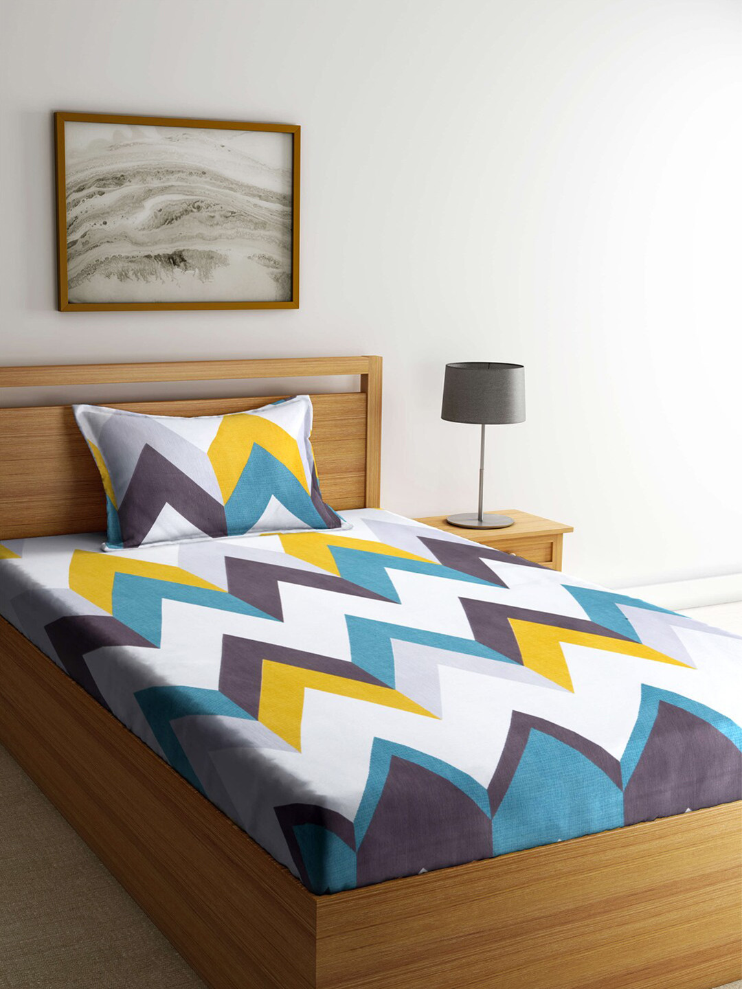 

KLOTTHE White & Blue Geometric 210 TC Single Bedsheet with 1 Pillow Covers