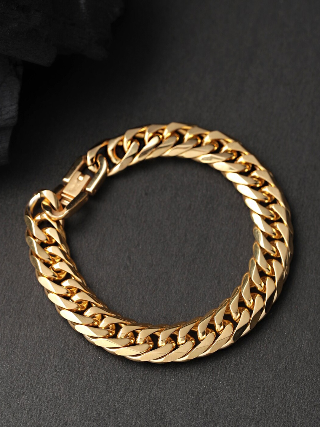 

Yellow Chimes Men Gold Plated Curb Chain Stainless Steel Bracelet