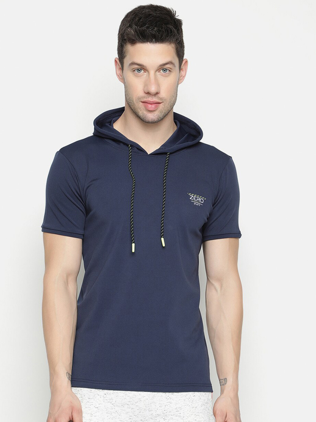 

V2 Value & Variety Men Navy Blue Solid Hooded T-shirt
