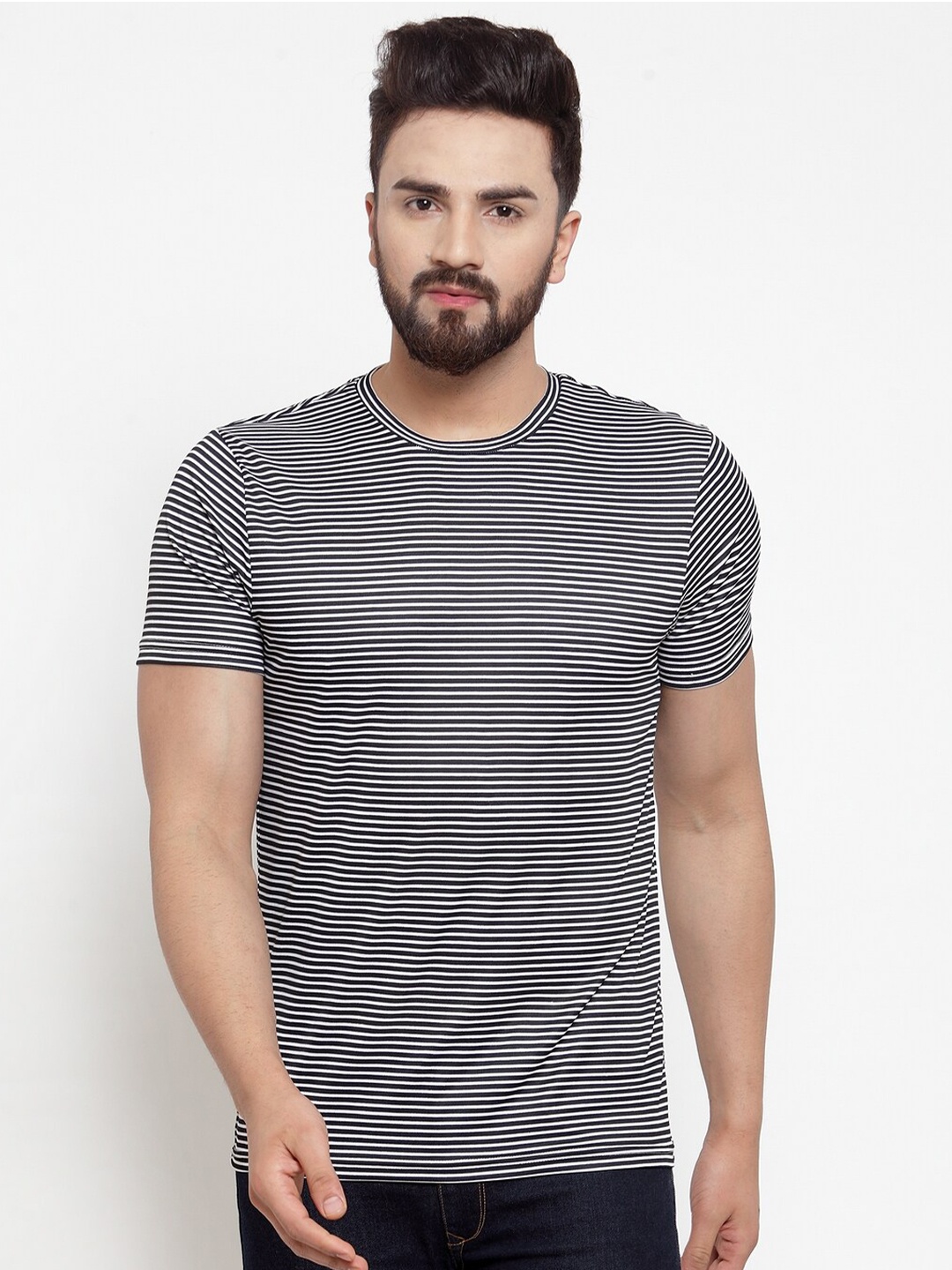 

DOOR74 Men Black Striped T-shirt