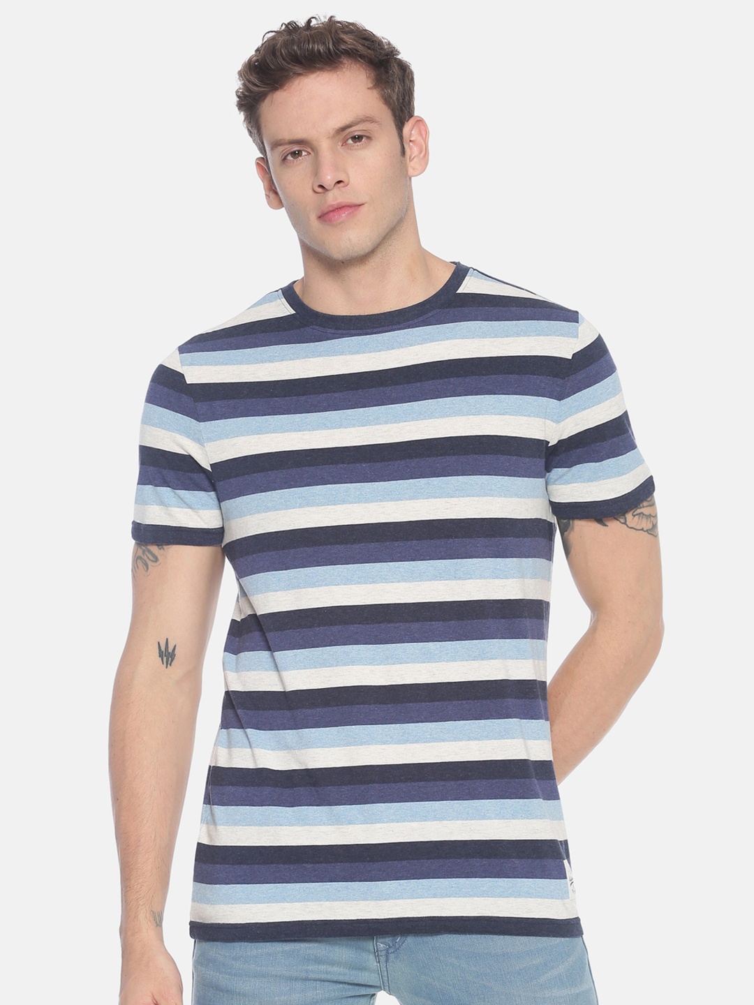 

Steenbok Men Navy Blue & White Striped T-shirt