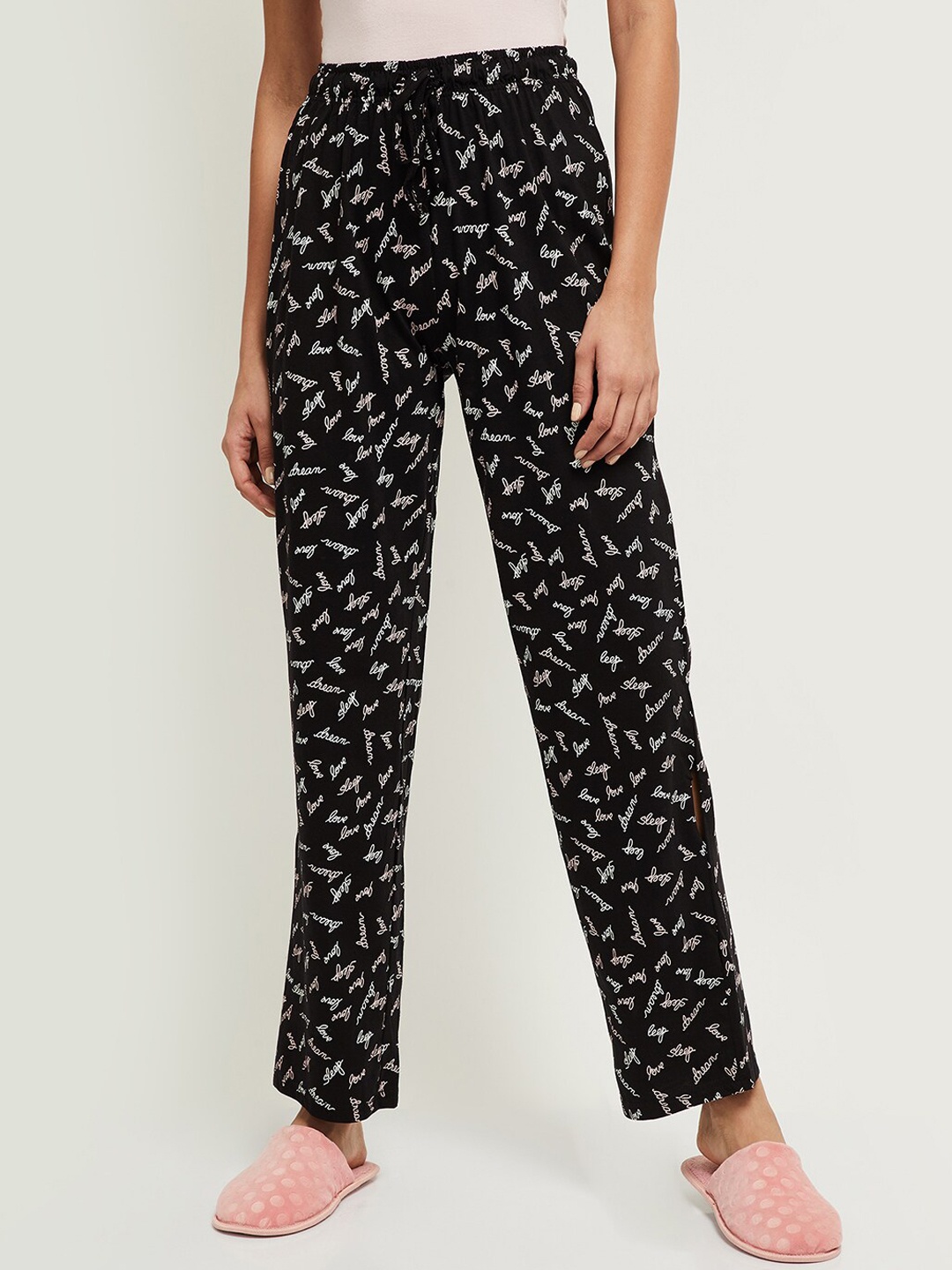 

max Women Black & White Printed Cotton Lounge Pants