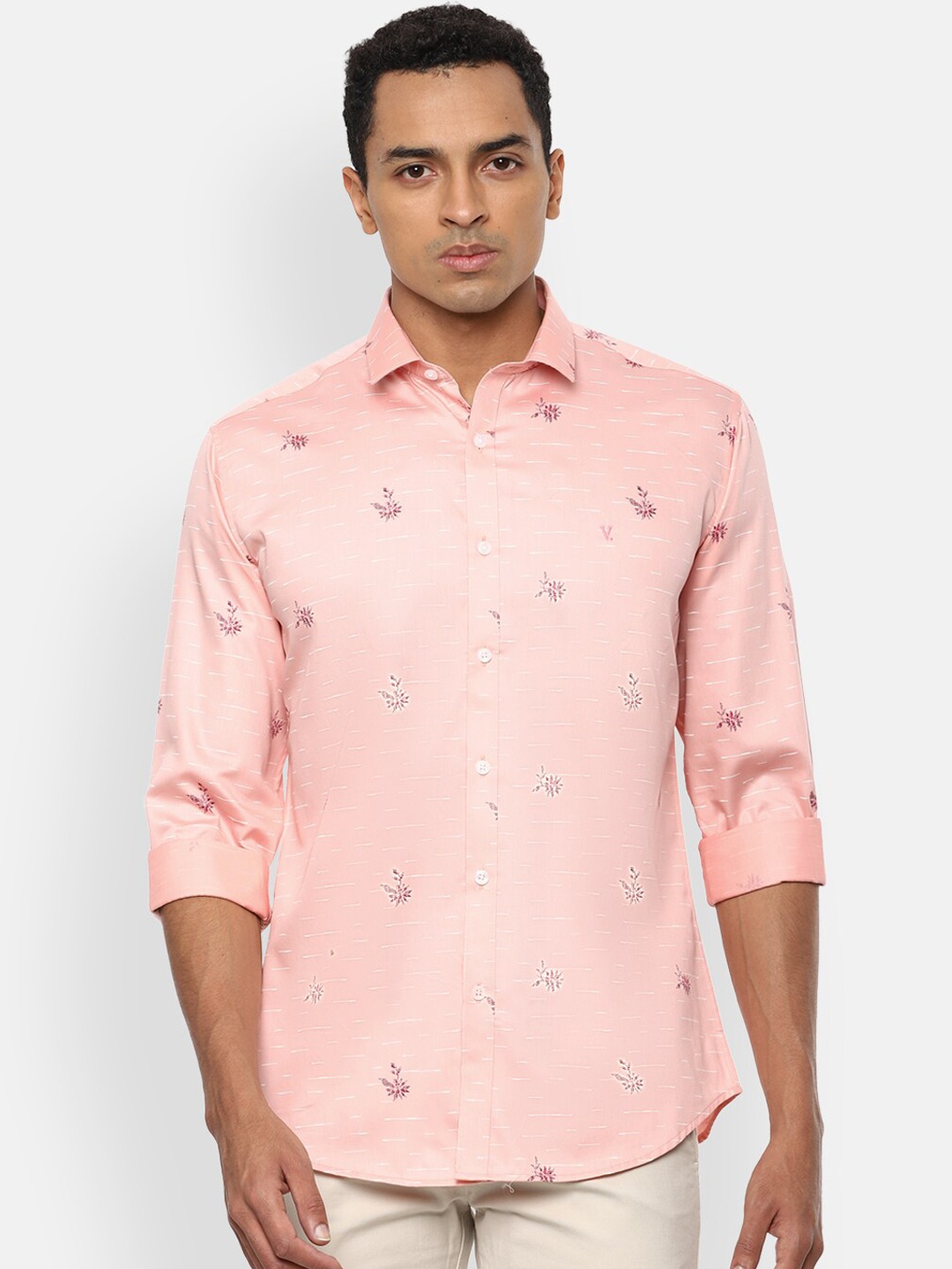

V Dot Men Orange Slim Fit Printed Casual Shirt