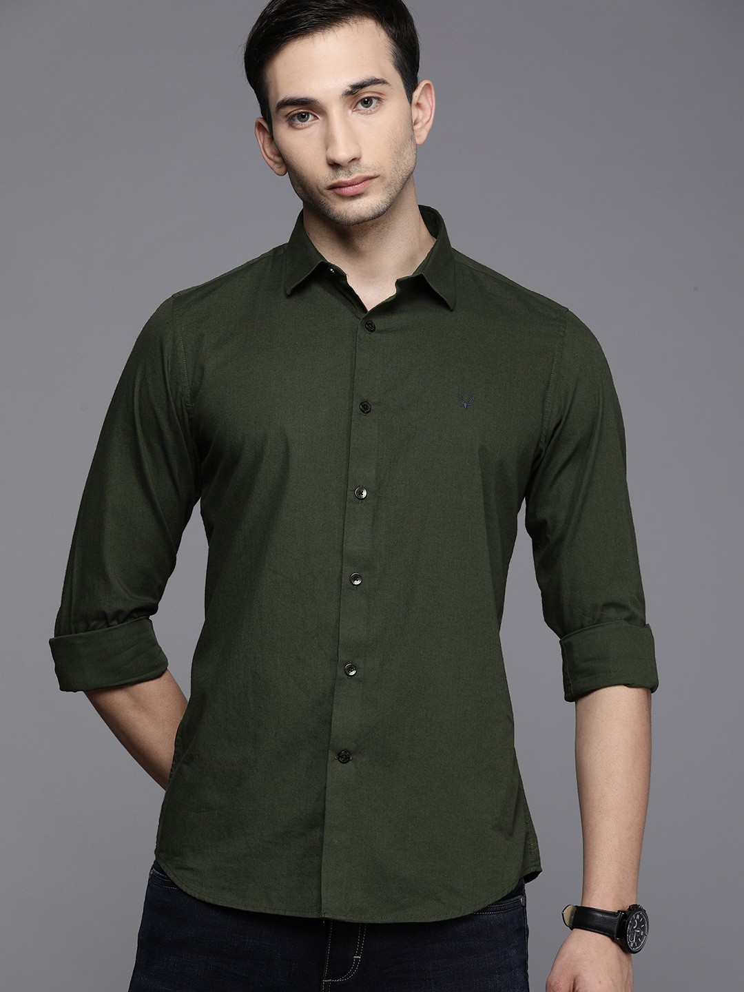 

Allen Solly Sport Men Olive Green Ultra Slim Fit Solid Opaque Casual Shirt