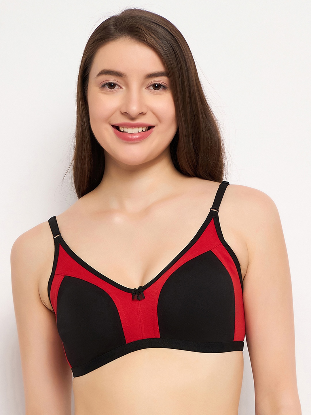 

Clovia Red Full-Coverage Bra BR0349P1340B, Black