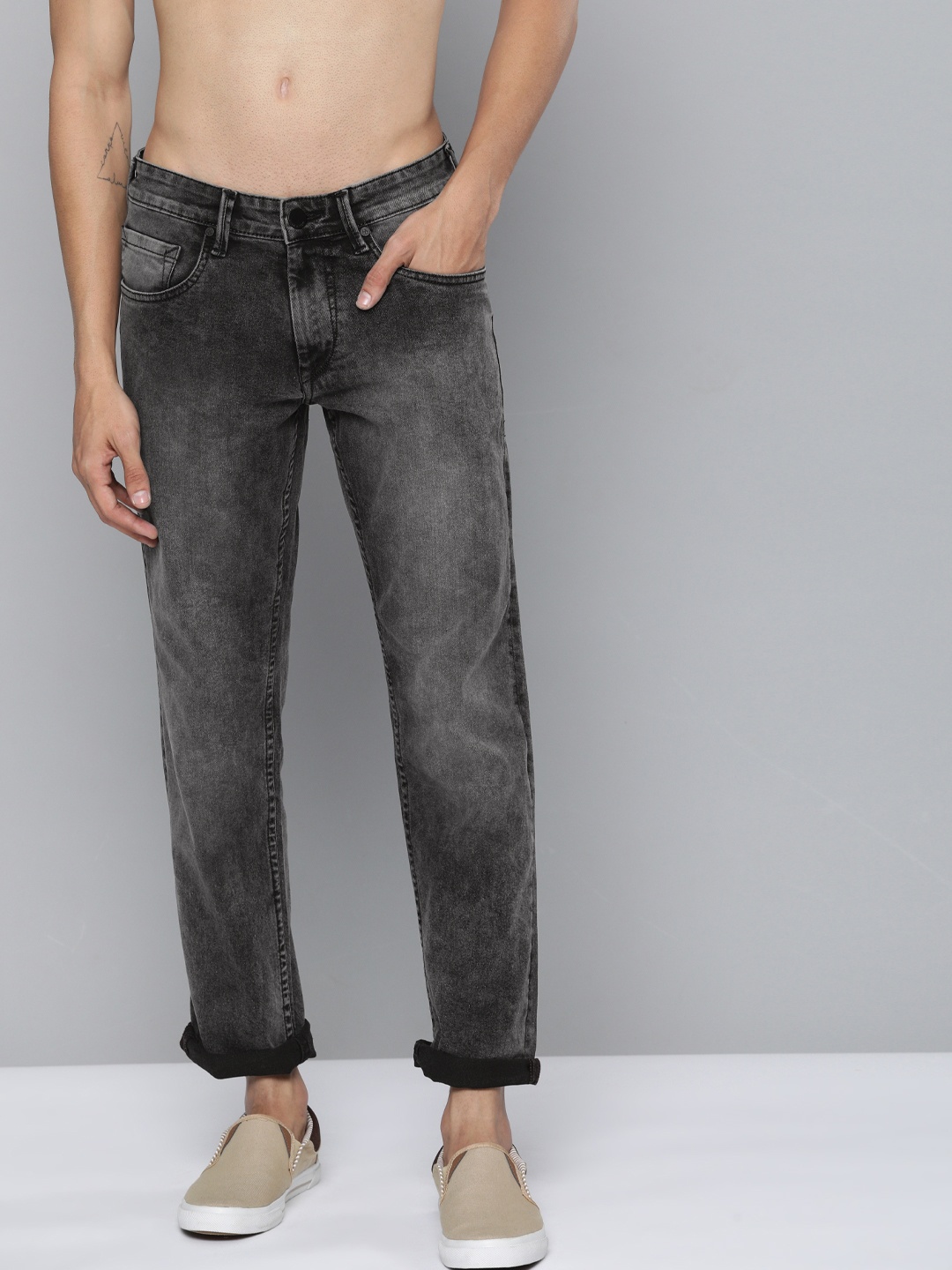 

HERE&NOW Men Charcoal Slim Fit Low-Rise Heavy Fade Acid Wash Stretchable Jeans