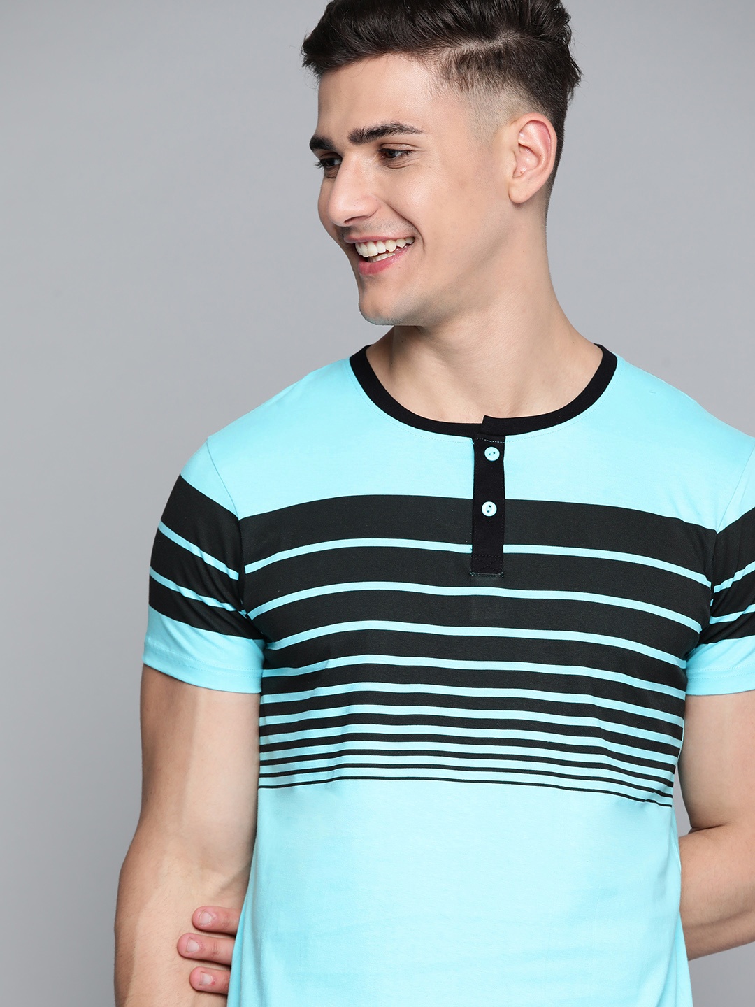

HERE&NOW Men Blue & Black Striped Pure Cotton T-shirt