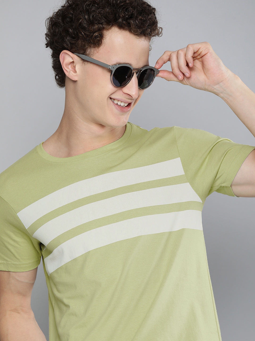 

HERENOW Men Green White Striped Pure Cotton T-shirt