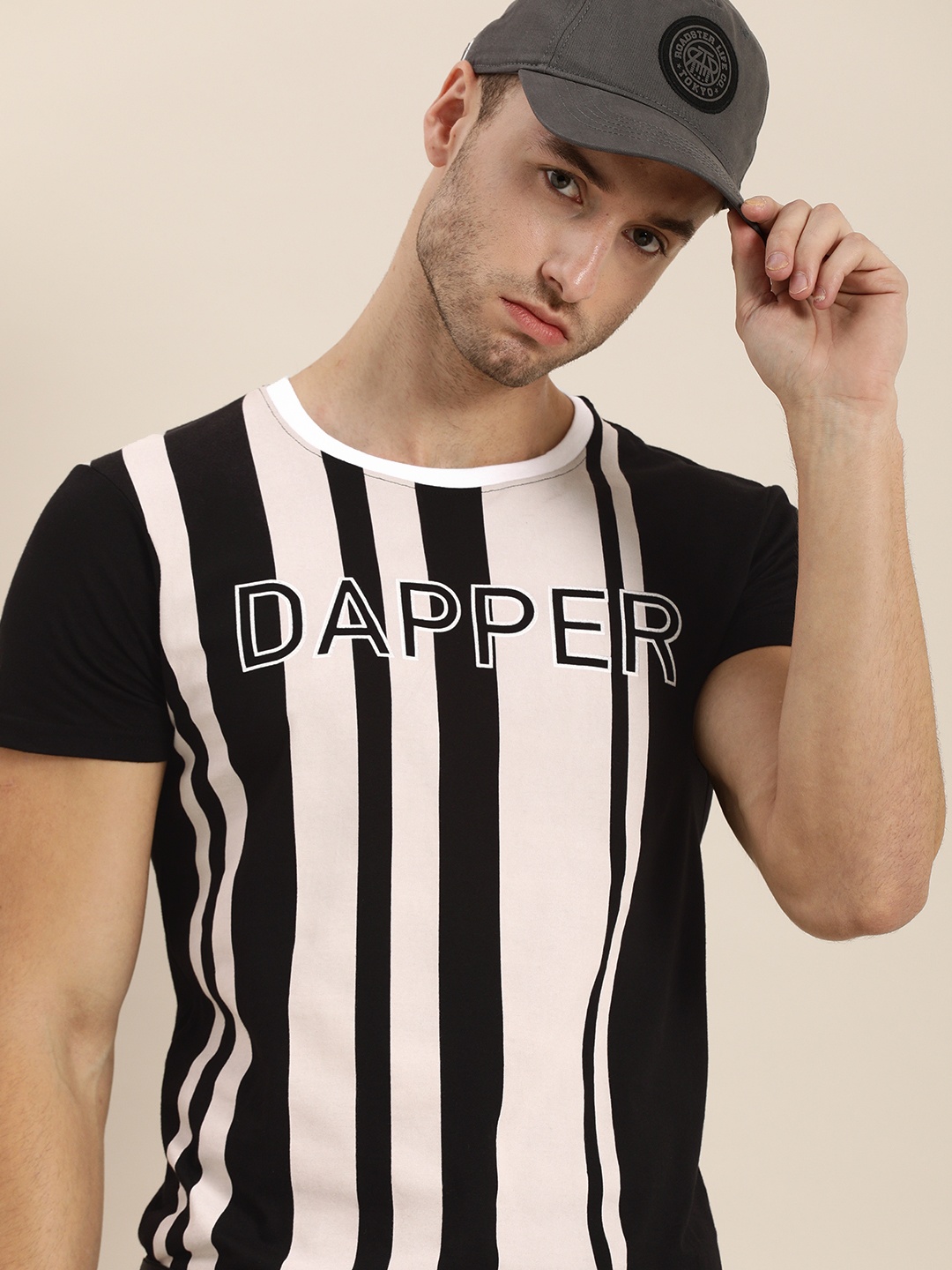 

Moda Rapido Men Black White Striped Round Neck Pure Cotton T-shirt