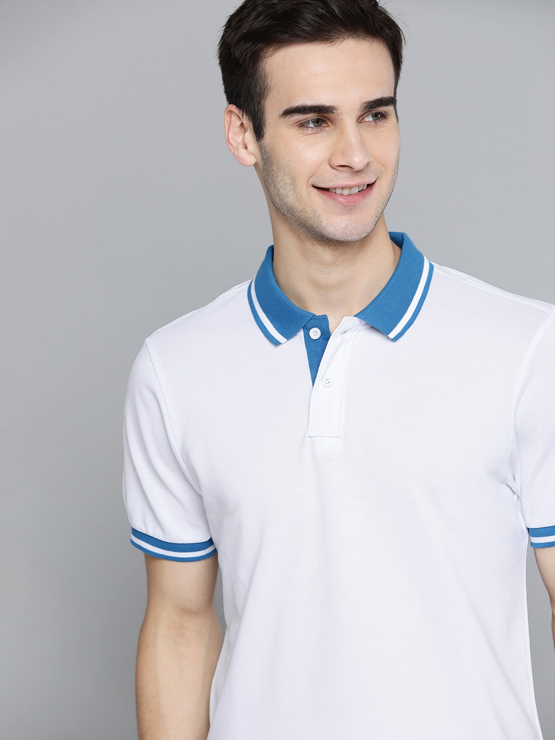 

HERENOW Men White Polo Collar Pure Cotton T-shirt with Tipping Detail
