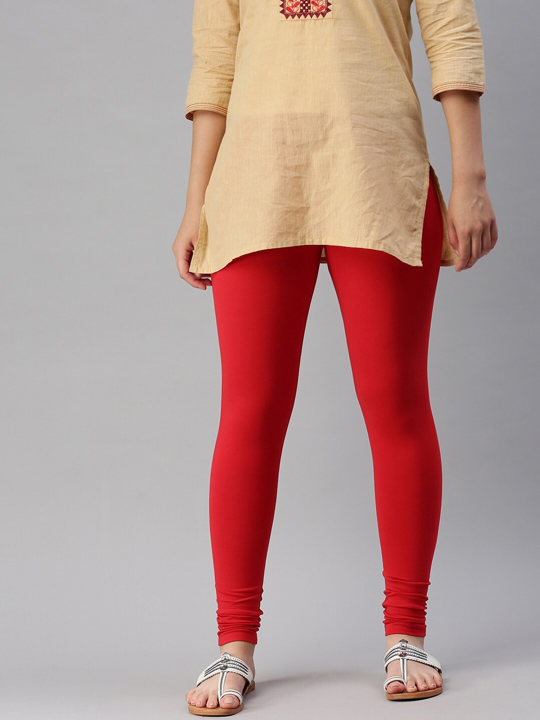 

De Moza Women Red Solid Ankle-Length Leggings