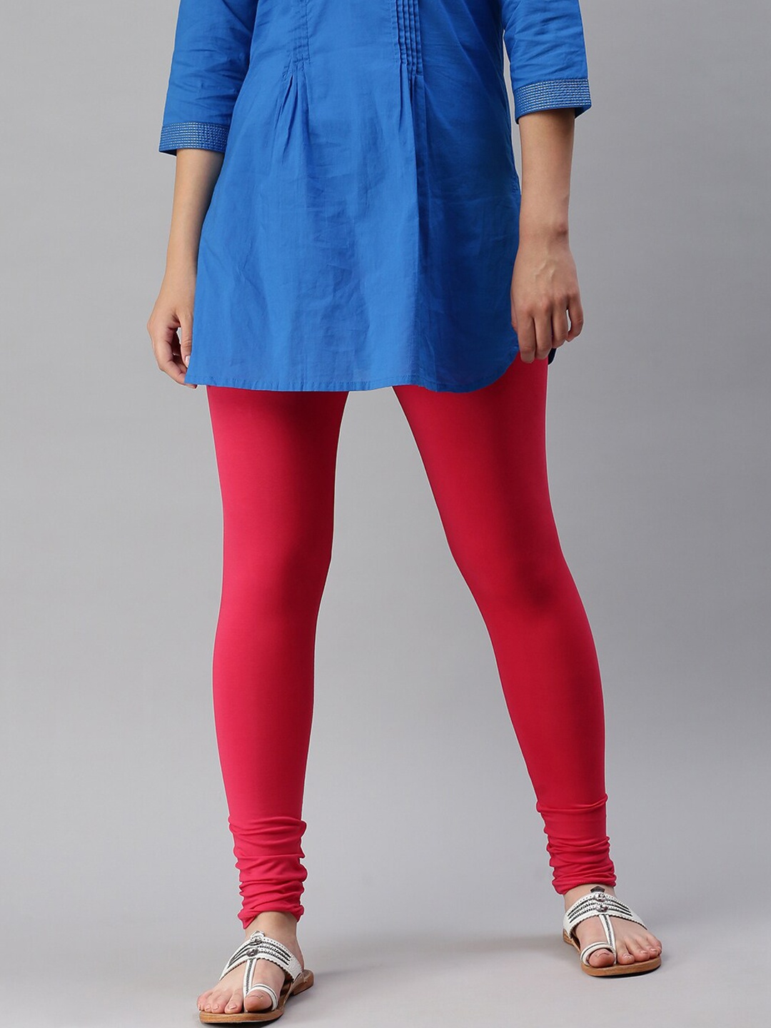 

De Moza Women Red Solid Churidar-Length Leggings