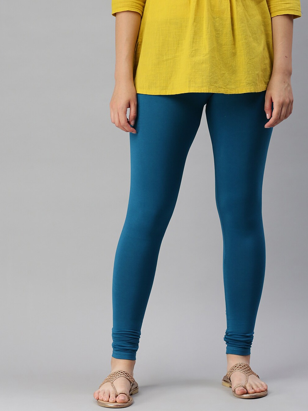 

De Moza Women Teal-Blue Solid Churidar-Length Leggings