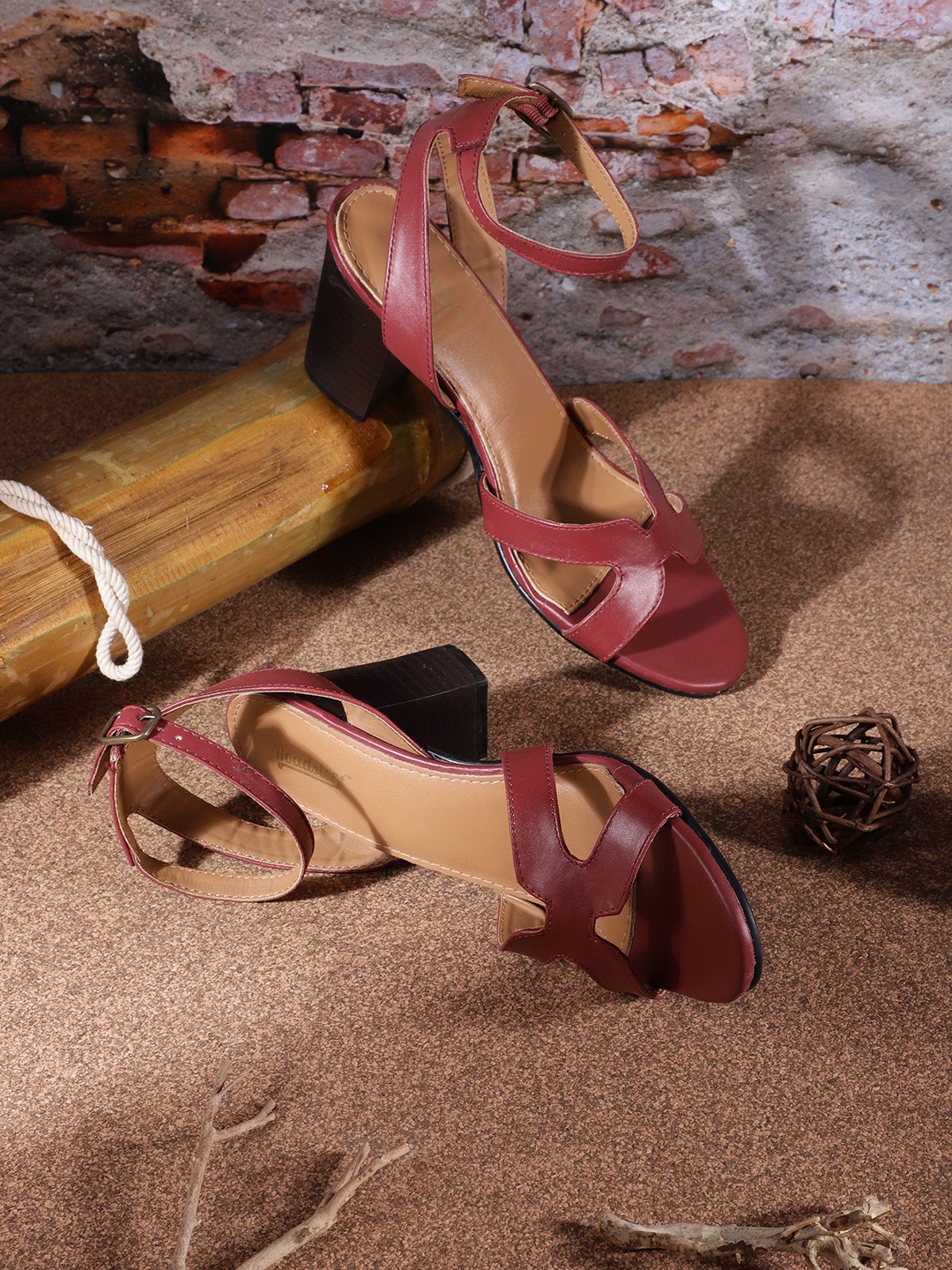 

Roadster Maroon Block Sandals