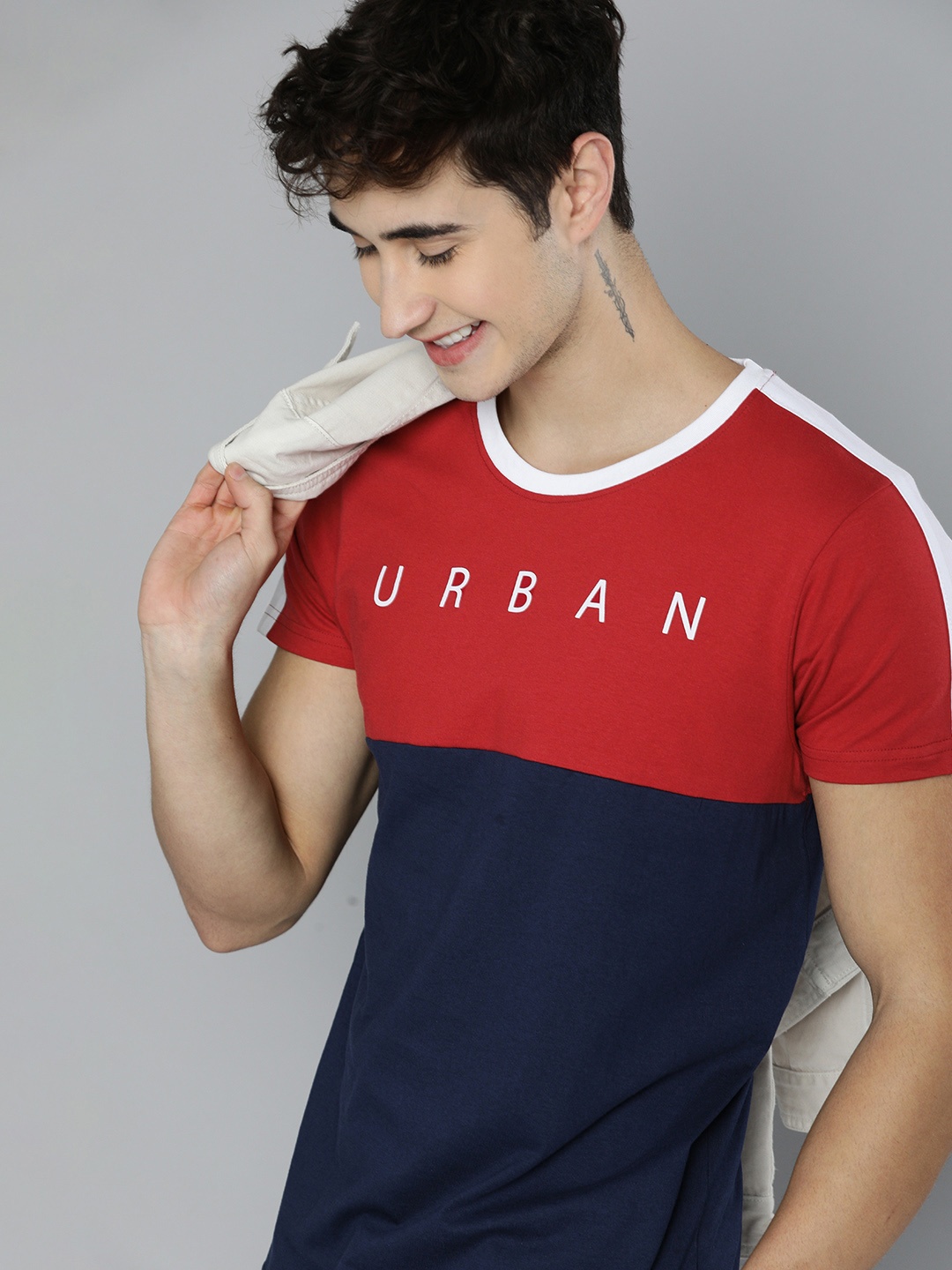 

HERENOW Men Red Navy Blue Colourblocked Pure Cotton T-shirt