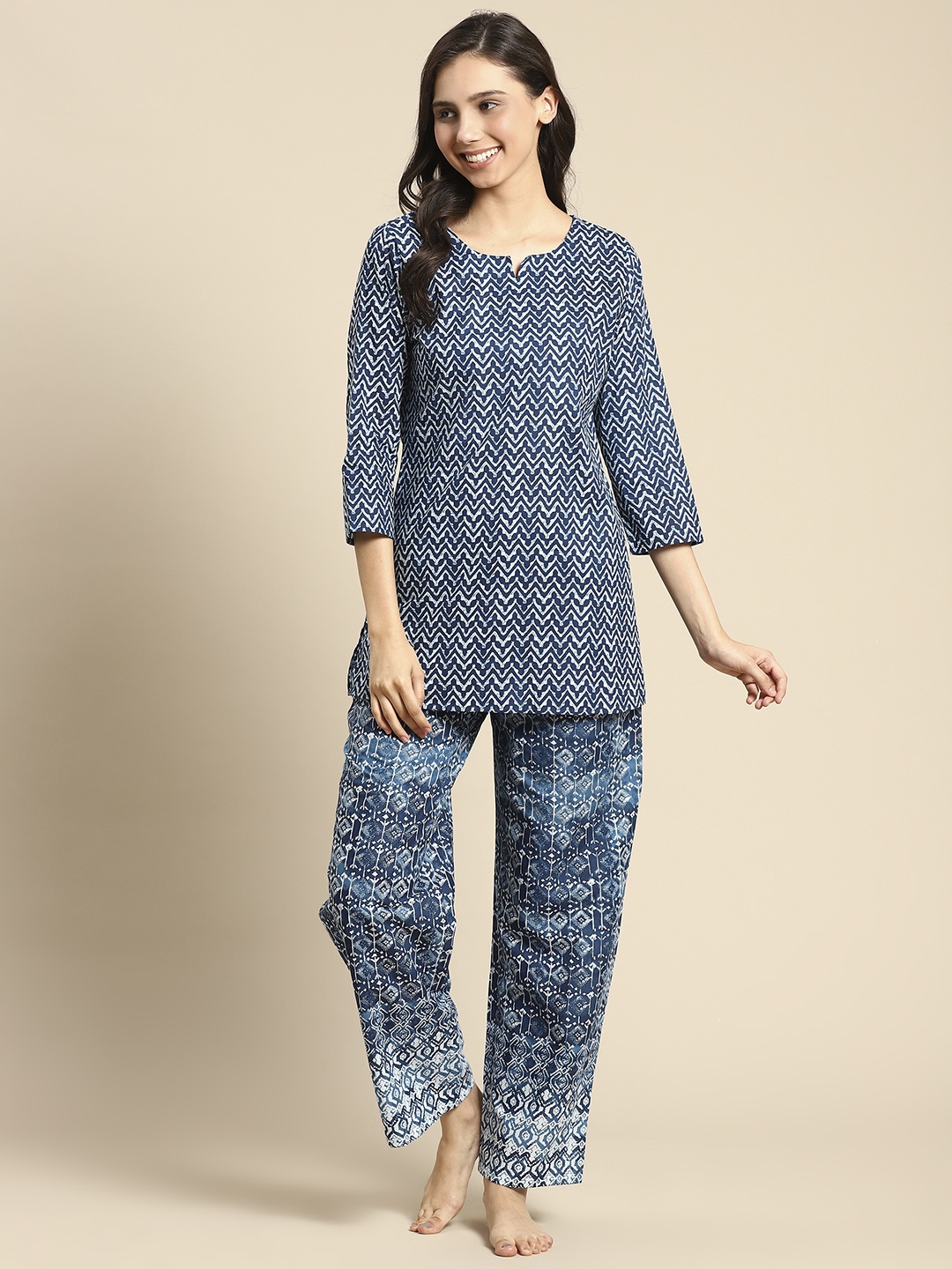 

Prakrti Women Blue Printed Night suit
