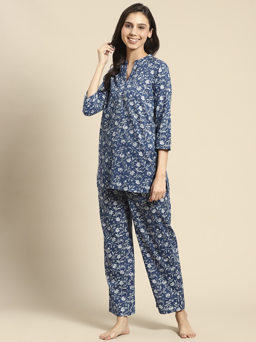 

Prakrti Women Navy Blue & Off White Cotton Handblock Print Pyjama Set