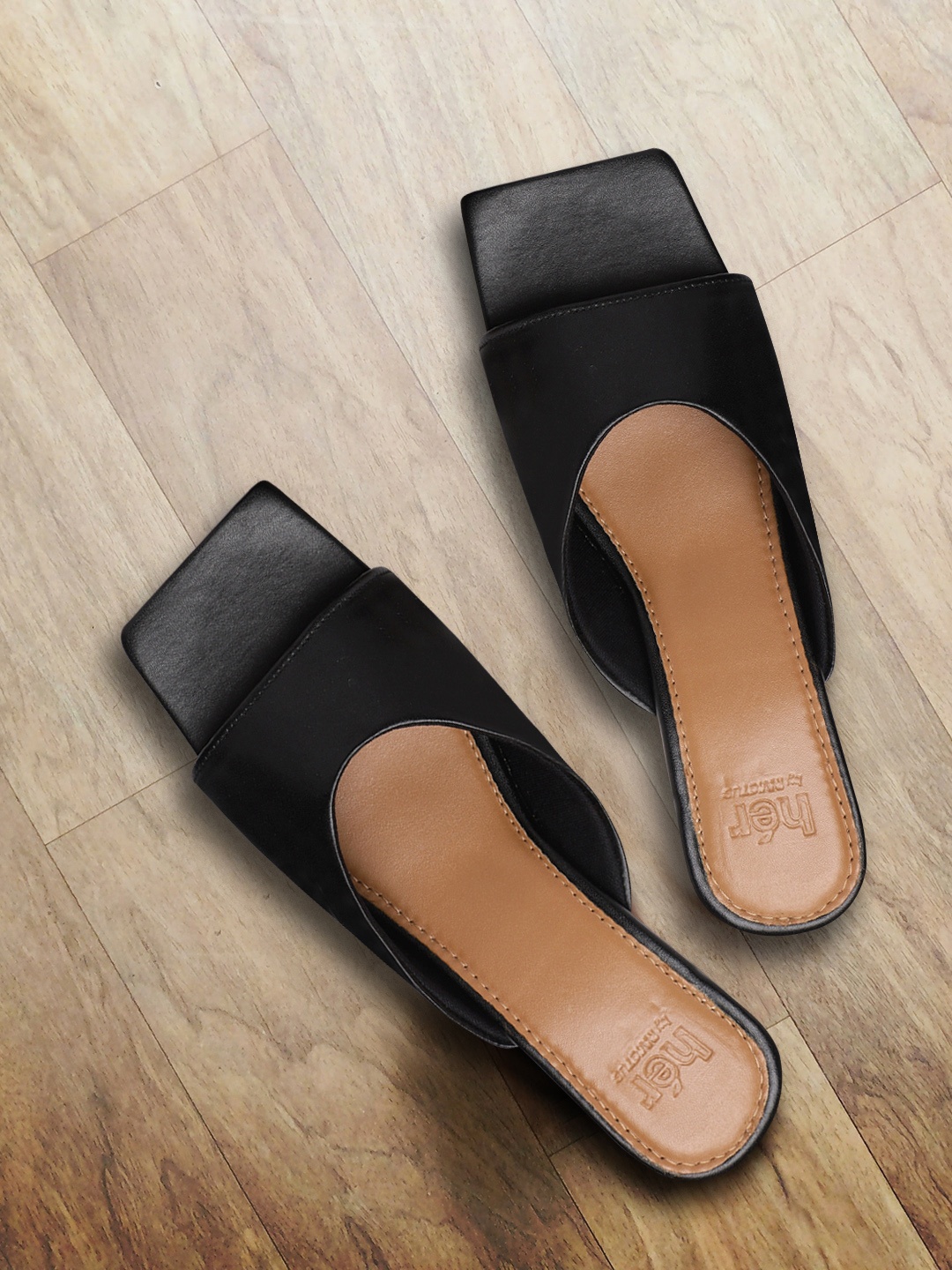 

her by invictus Women Black Solid Block Heels