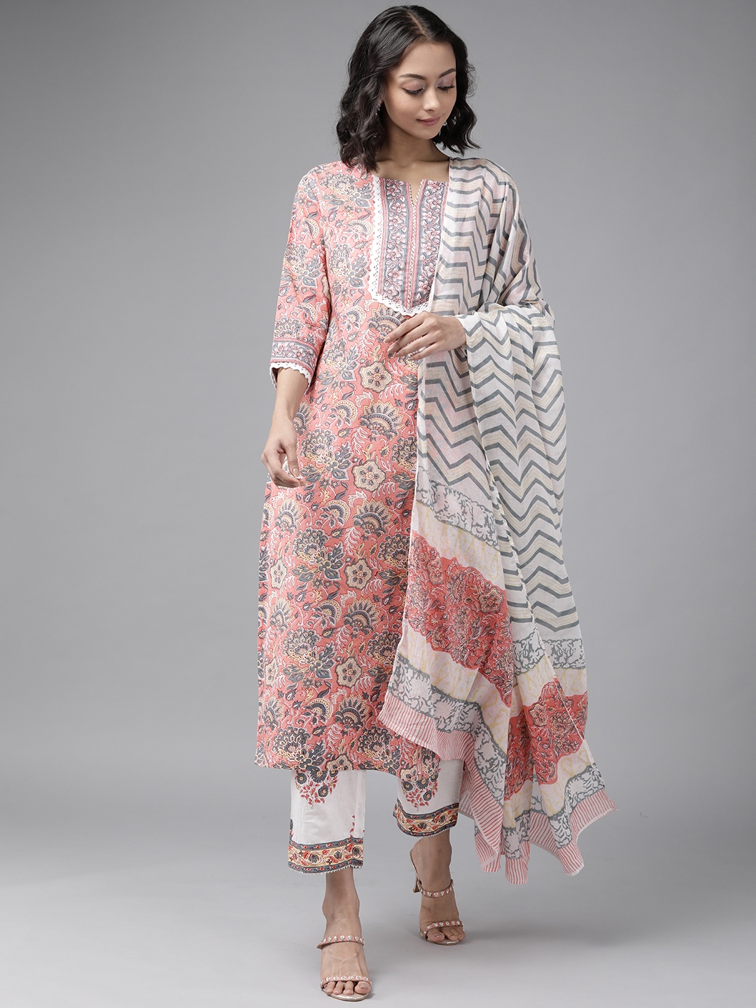 

Yufta Women Peach-Colour Ethnic Motifs Block Print Cotton Kurta with Palazzos & Dupatta