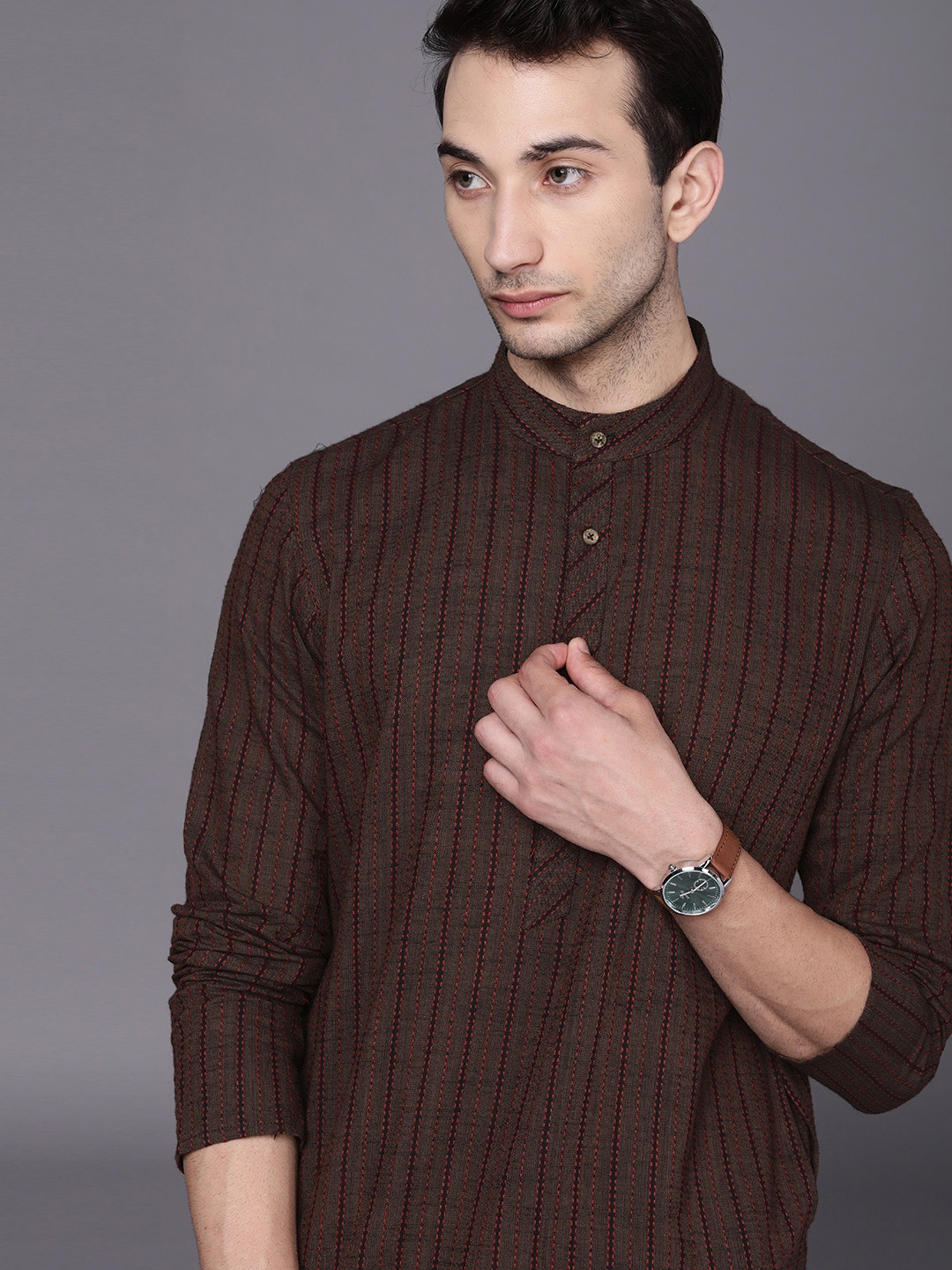 

Manyavar Men Brown Striped Kurta