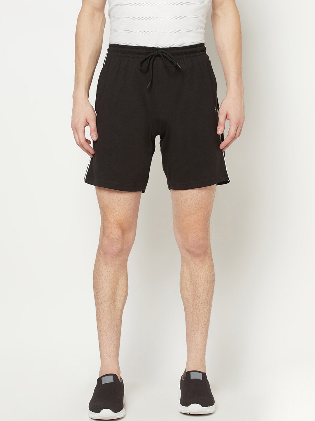 

Octave Men Black Mid-Rise Regular Shorts