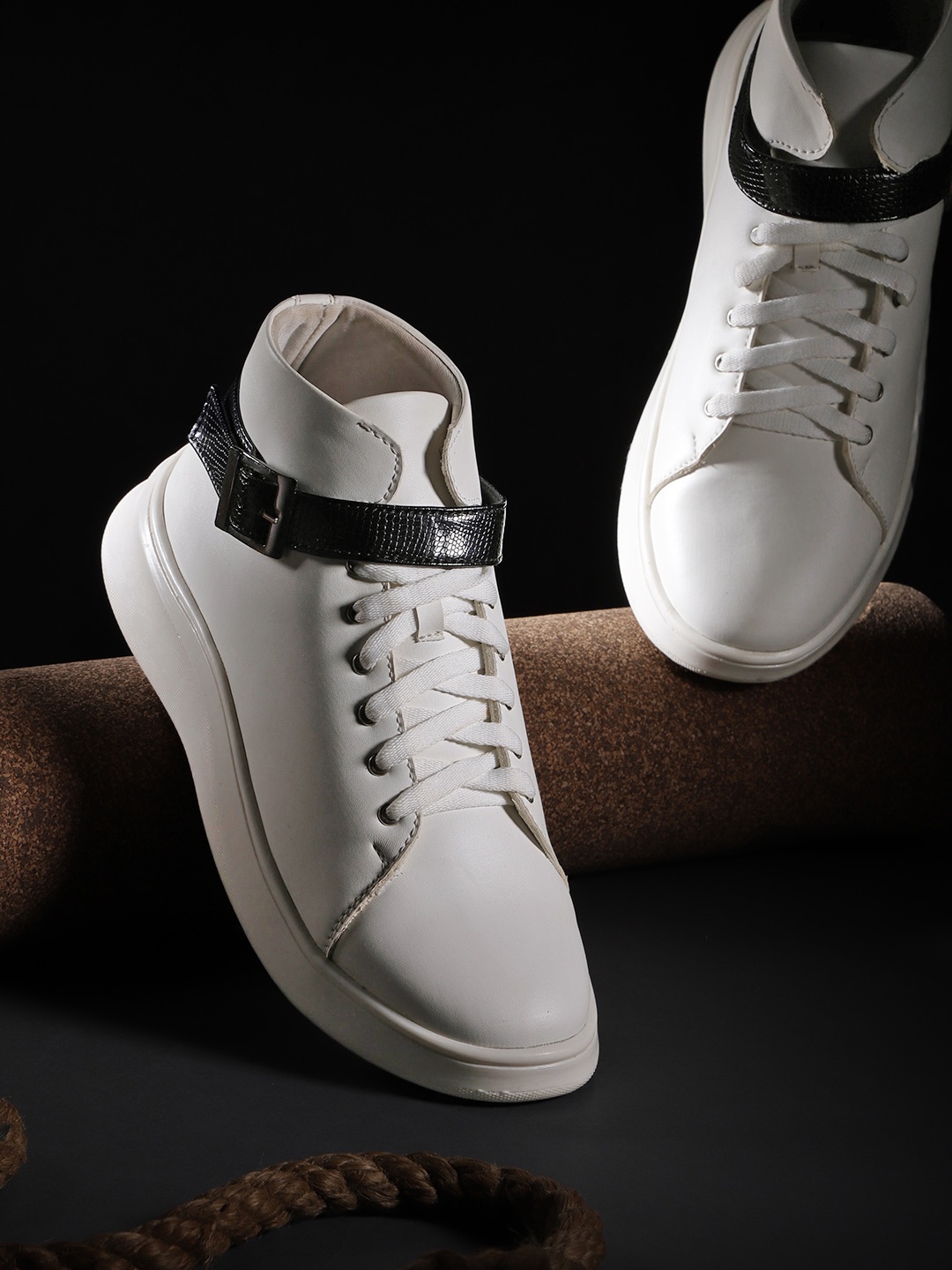 

Roadster Women White & Black Solid Flatform Sneakers with Snakeskin Textured Strap Detail