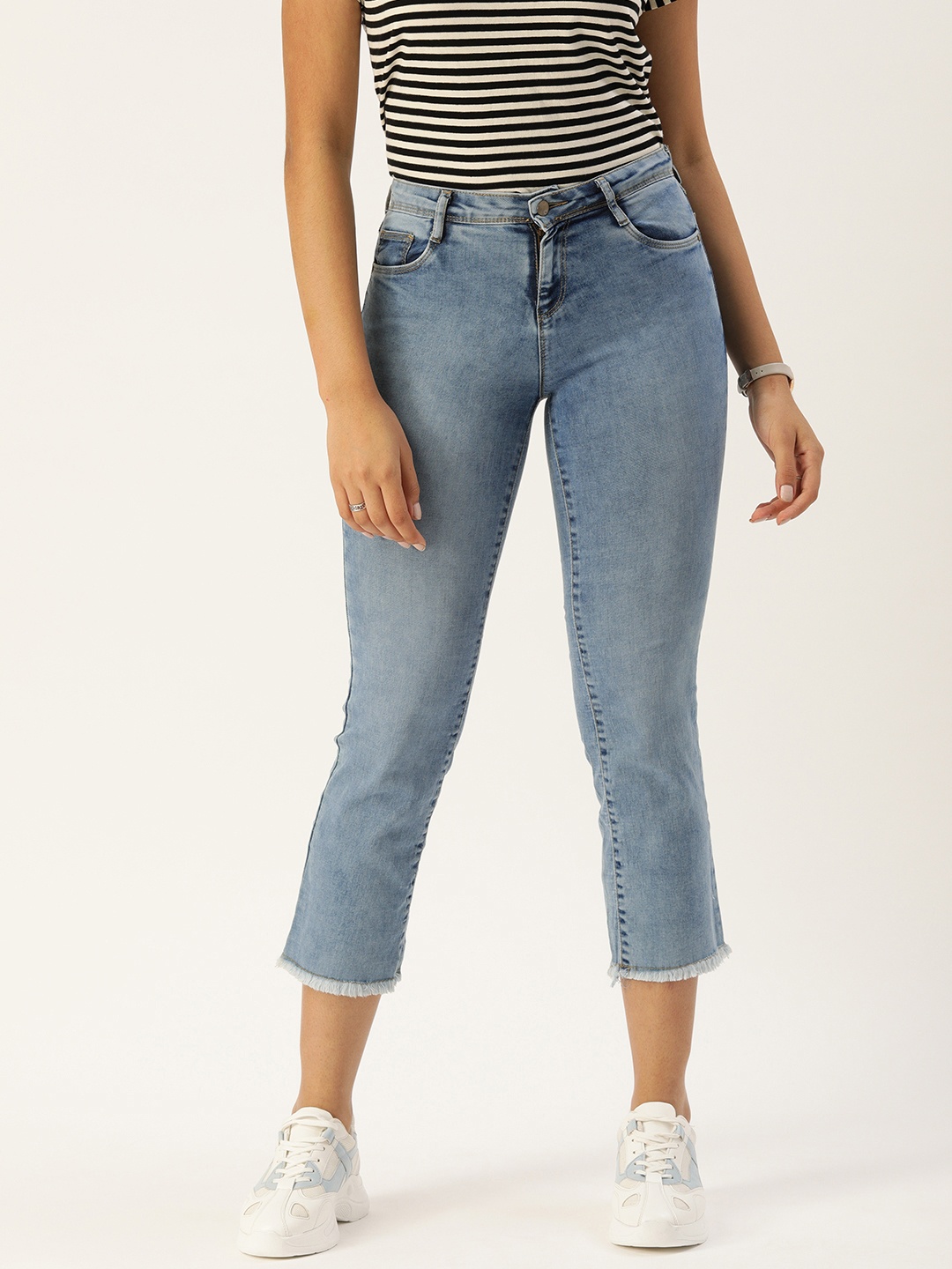 

AND Women Blue Flared Fit Mid Rise Light Fade Frayed Hem Stretchable Cropped Jeans