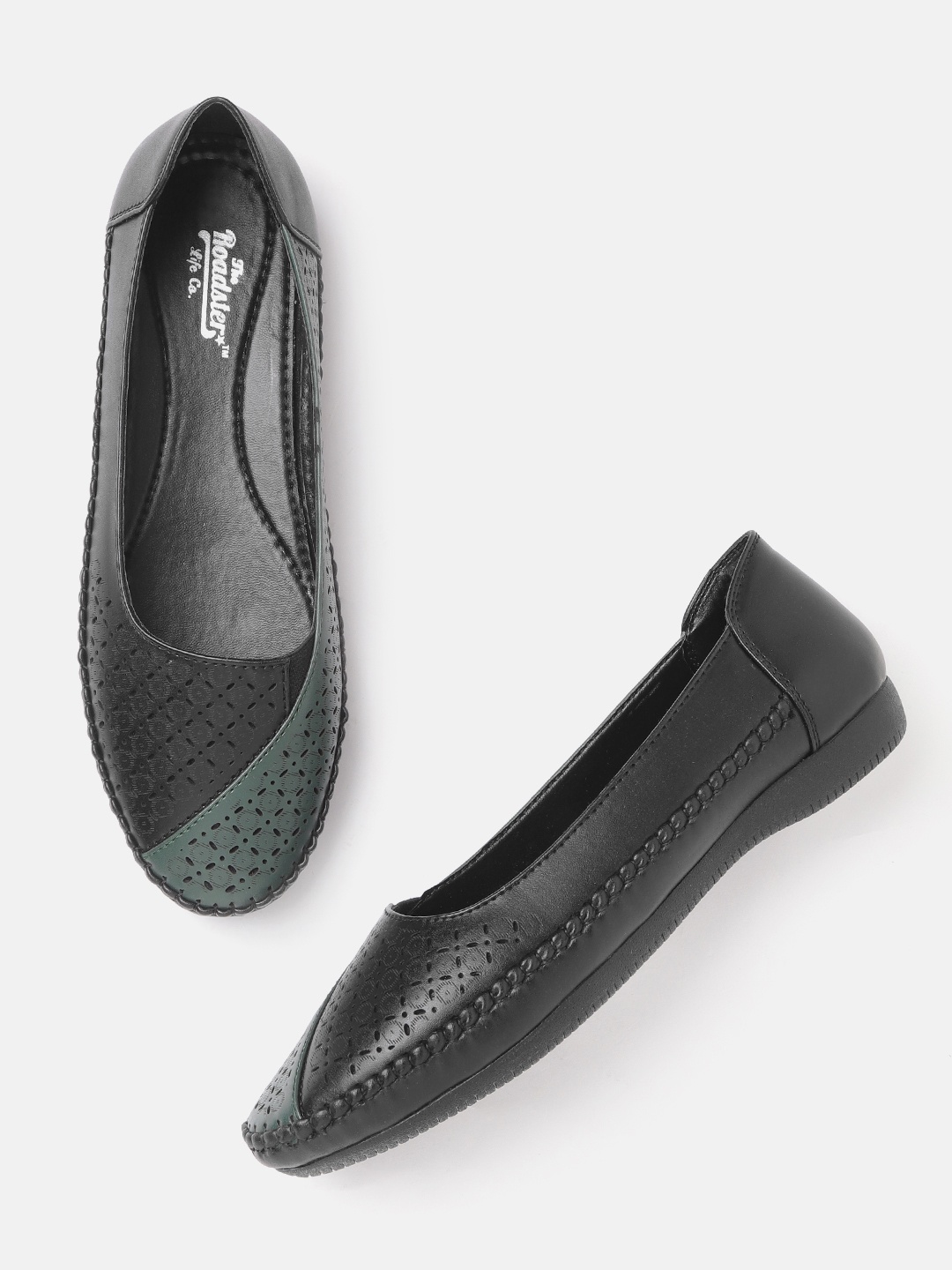 

Roadster Women Black & Green Laser Cut Ballerinas