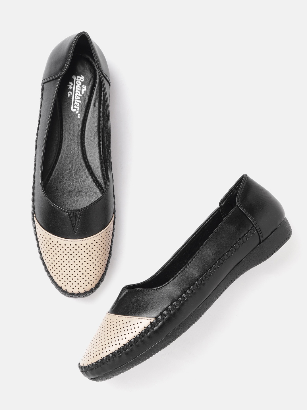 

Roadster Women Black & Beige Colourblocked Ballerinas