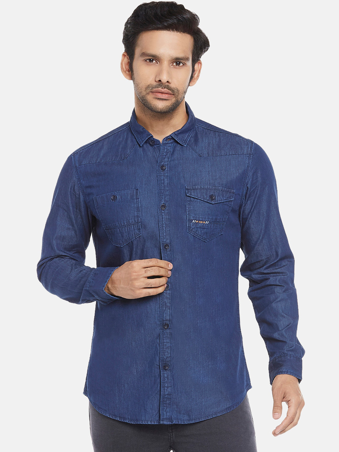 

SF JEANS by Pantaloons Men Blue Solid Slim Fit Casual Shirt