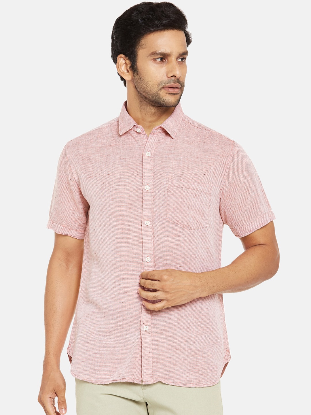 

BYFORD by Pantaloons Men Red Solid Casual Shirt