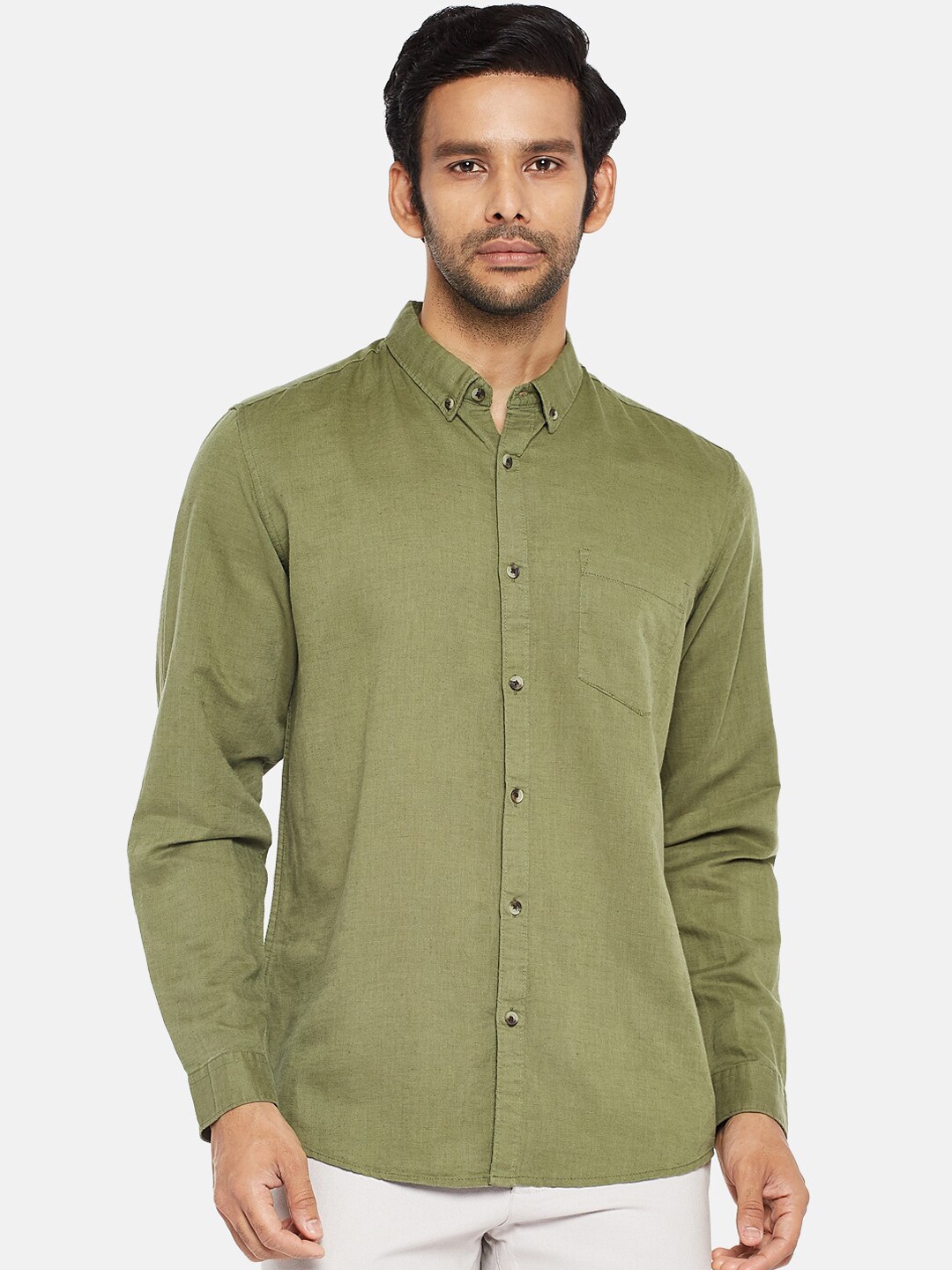 

BYFORD by Pantaloons Men Olive Green Pure Cotton Casual Shirt