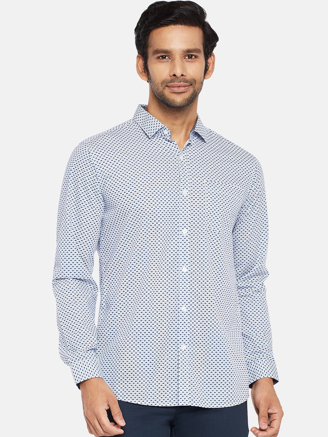 

BYFORD by Pantaloons Men Blue Slim Fit Printed Casual Shirt